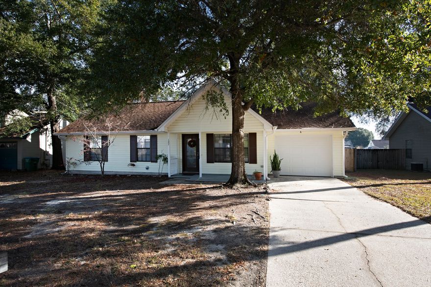 **GREAT HOME **PRICED AND LOCATED PERFECTLY**South of I-10 convenient to Eglin and Duke military bases, yet close to shopping and schools.Schedule your private showing today!Buyer to verify all information deemed important.