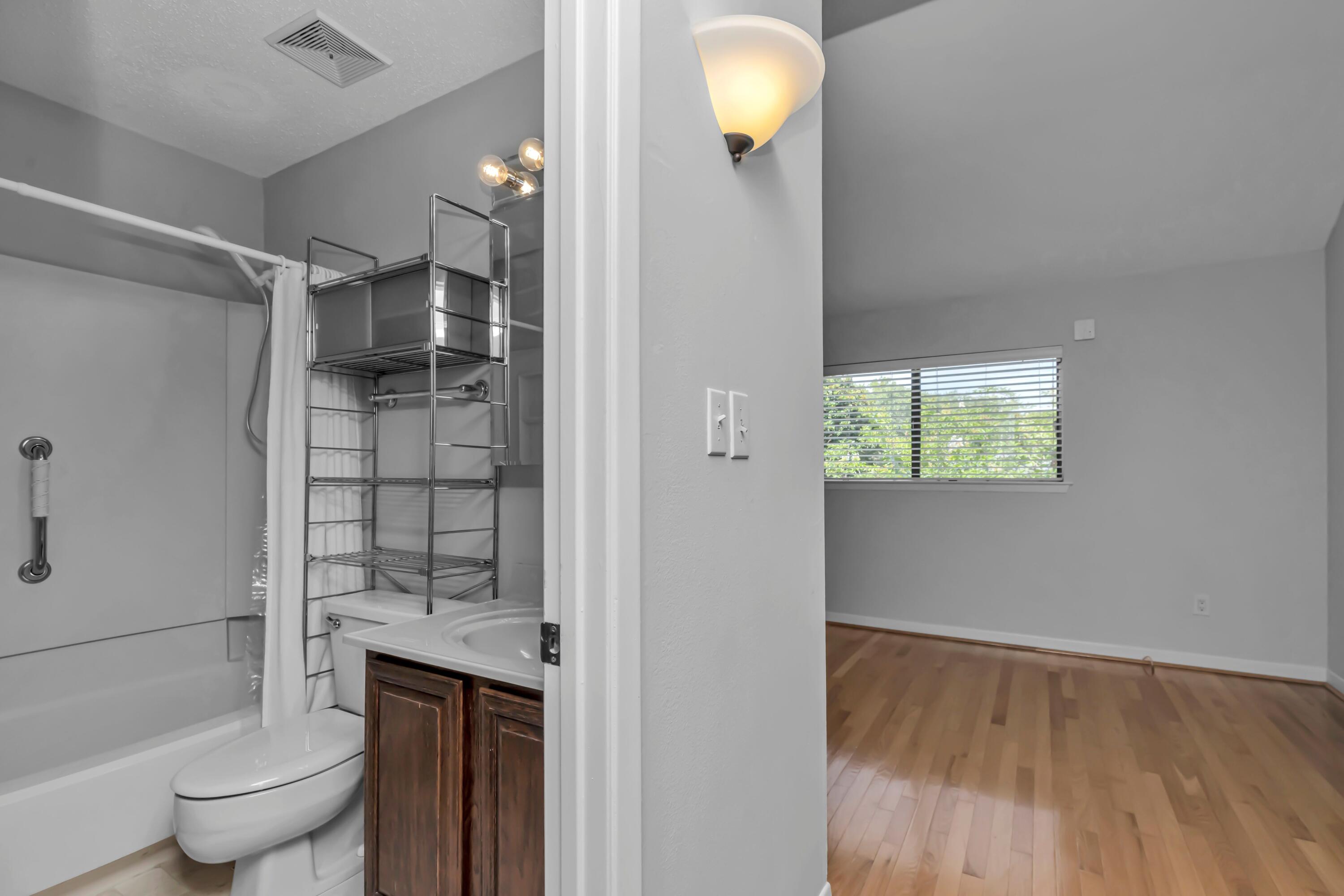 MARINA COVE VILLAGE PH 4 - Residential