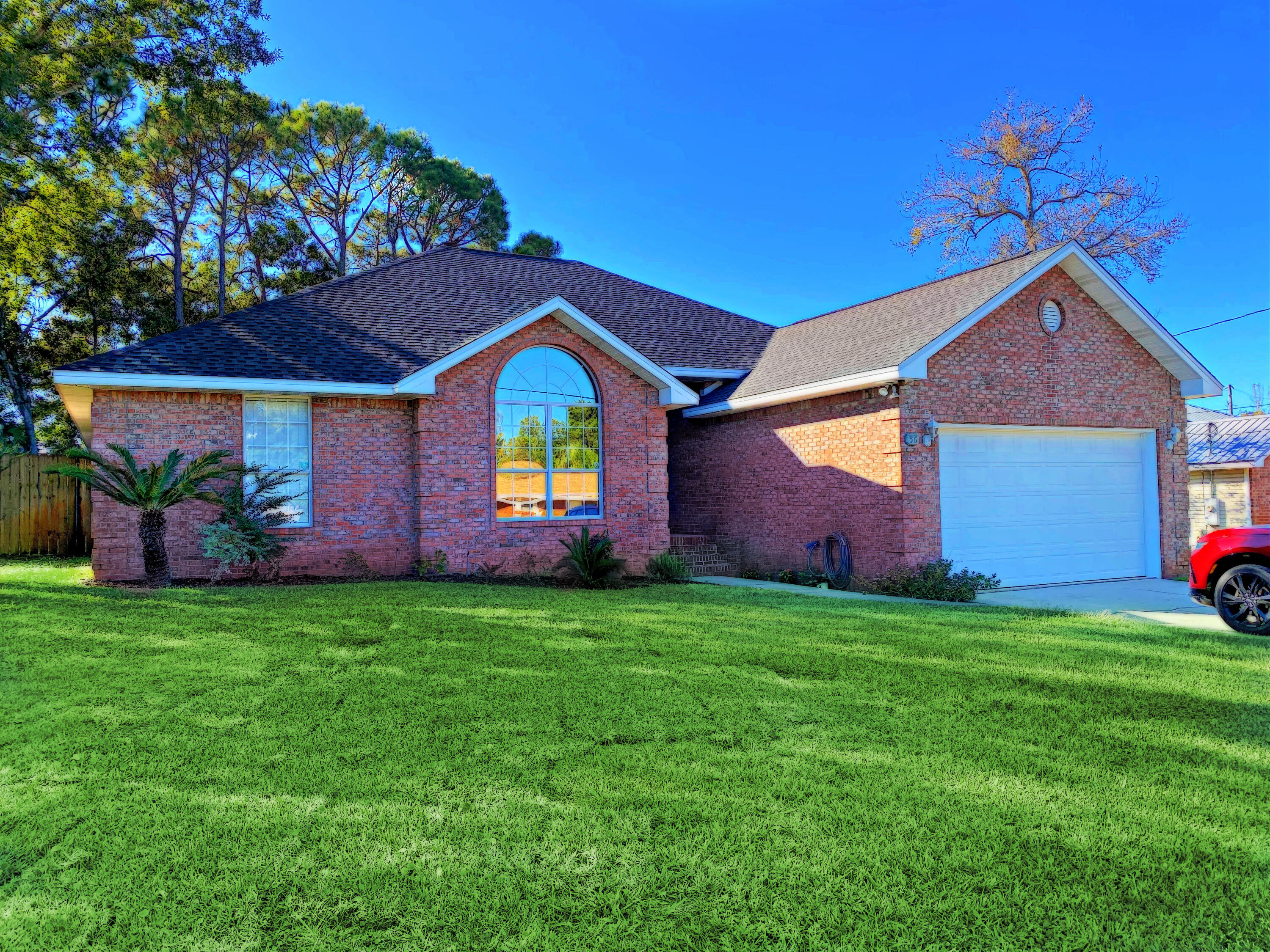 NEW ROOF,newer Hot-water heater, HVAC, updated flooring (carpet & hardwood) paint, minutes from all military facilities. Real oak floors, 10 ft ceilings, crown molding, gas fireplace surrounded by a built-in entertainment center. Open concept split bedroom floor plan has been completely repainted. New carpet in bedrooms; a bedroom with cathedral ceiling. Kitchen - breakfast bar, large island, refinished wood cabinets & pantry. Master bedroom - trayed ceiling, new carpet, master bathroom - double vanity, whirlpool tub, separate shower + walk in his & her closets! Relax on your covered back porch CHECK out Uptown Station, Public Boat Ramp, Playground, trails, Ferry Park, Public water access, & so much more! Join FWB Yacht Club-learn sailing