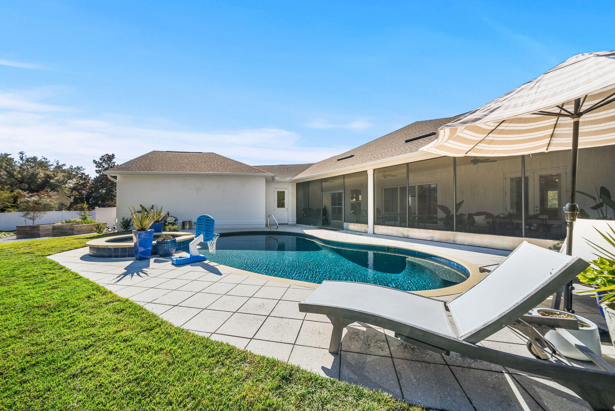 Cove Pointe - Residential