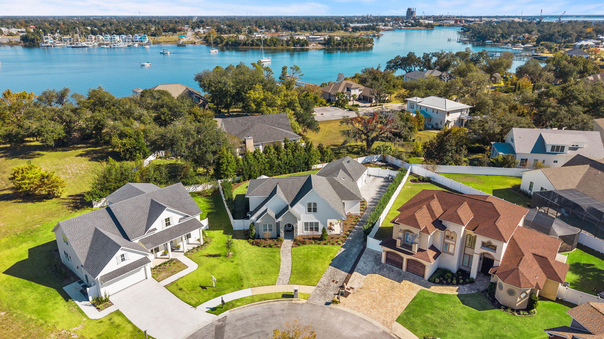 Cove Pointe - Residential