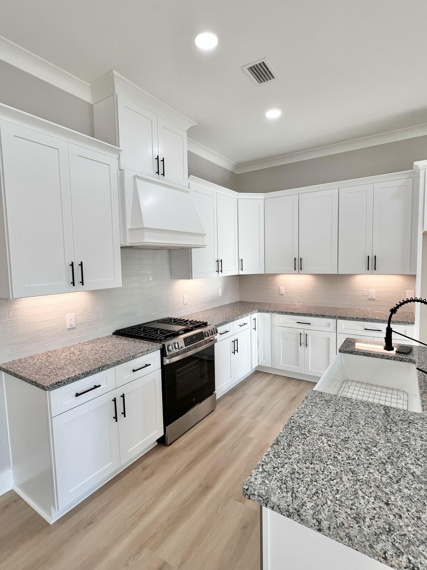 Deer Moss Creek - Residential