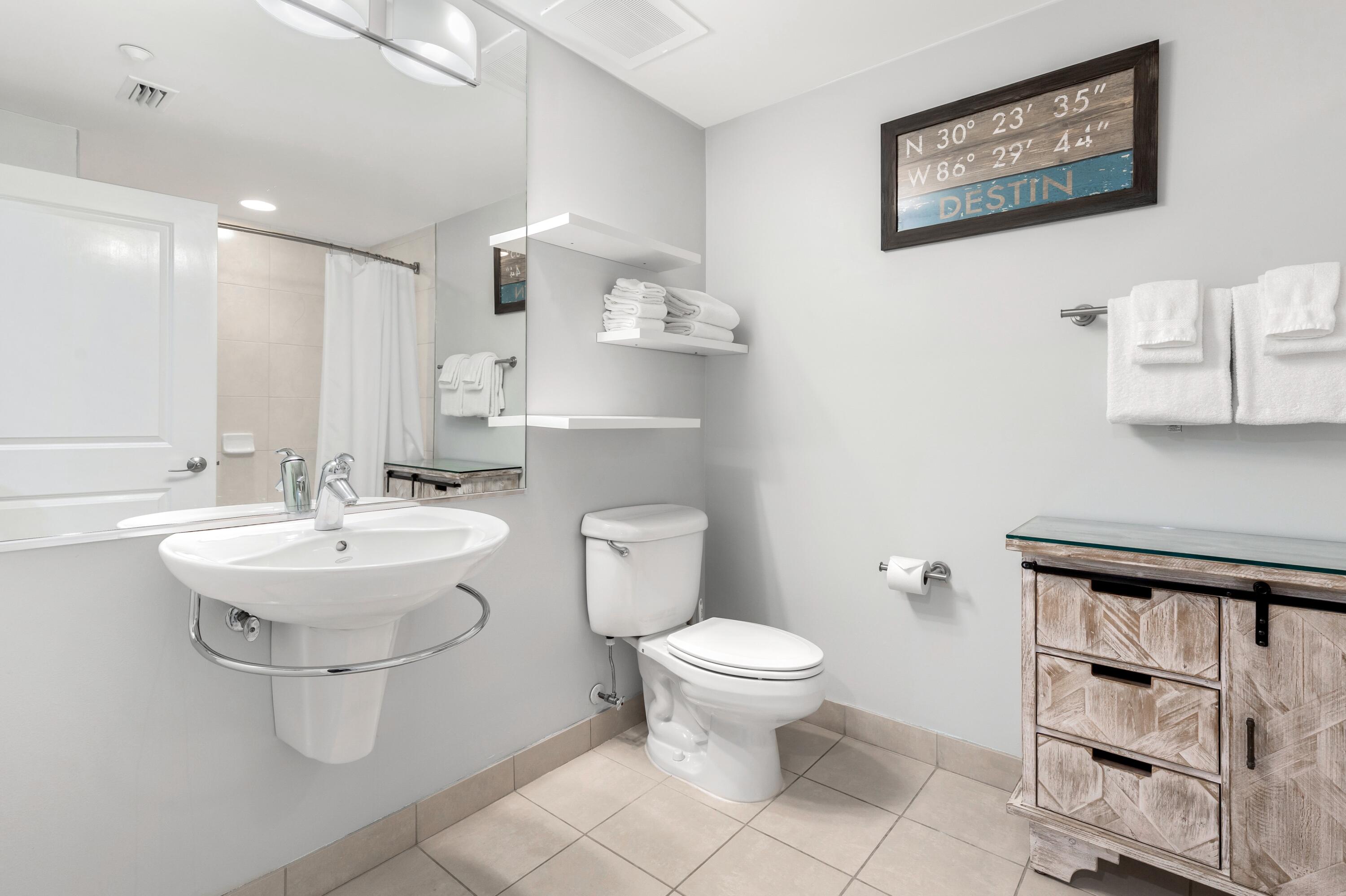 BAHIA CONDO - Residential