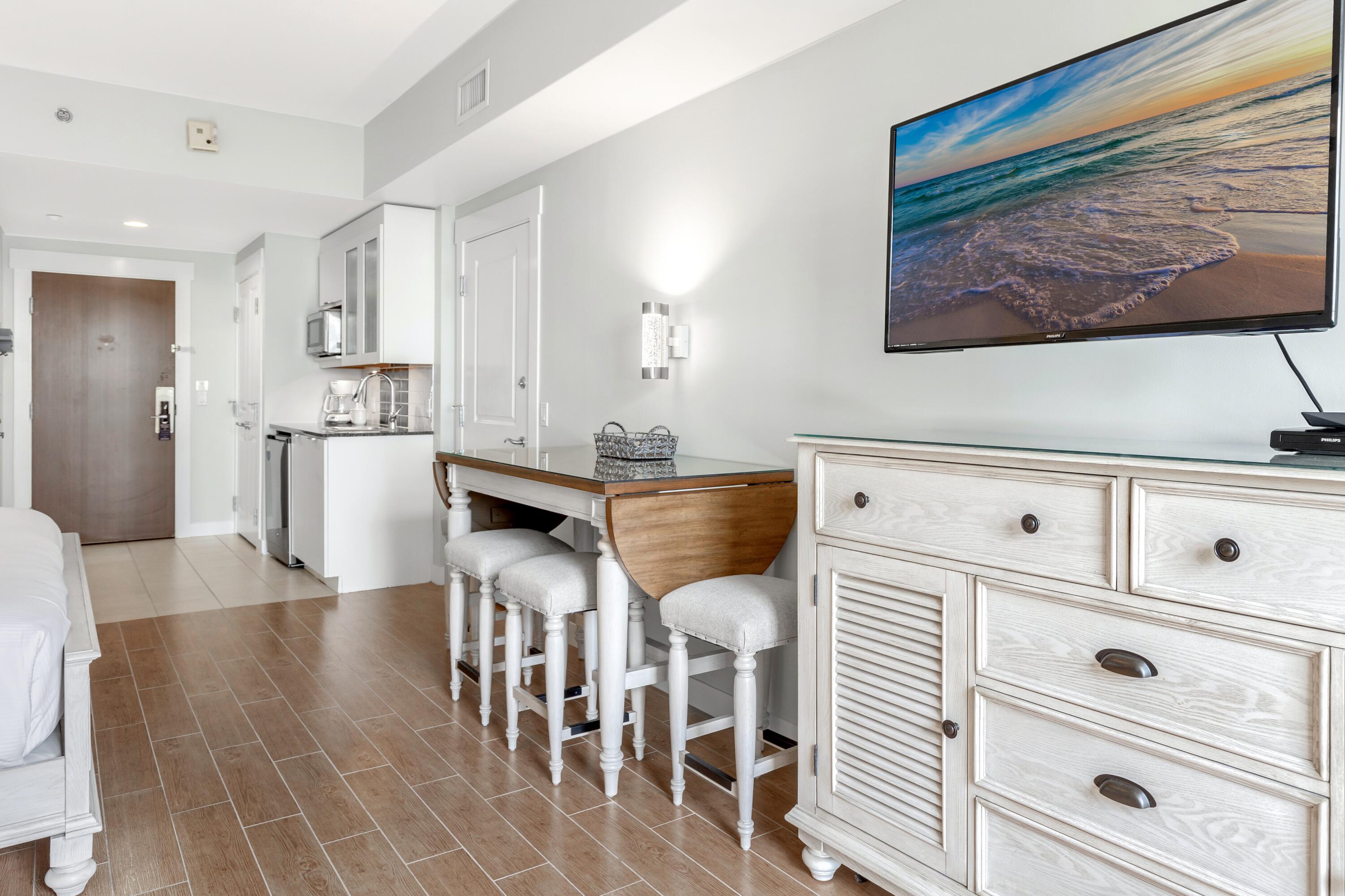 BAHIA CONDO - Residential