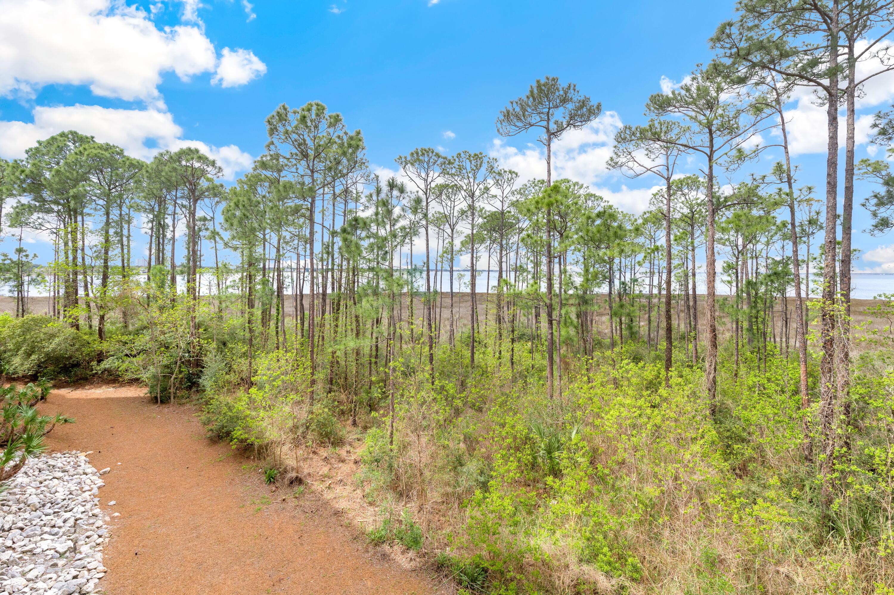 BAHIA CONDO - Residential