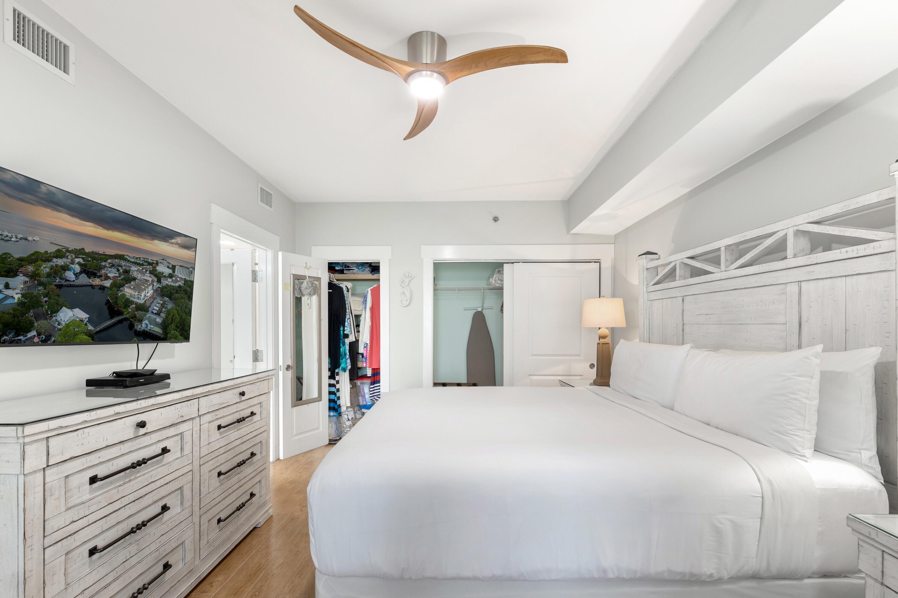 BAHIA CONDO - Residential