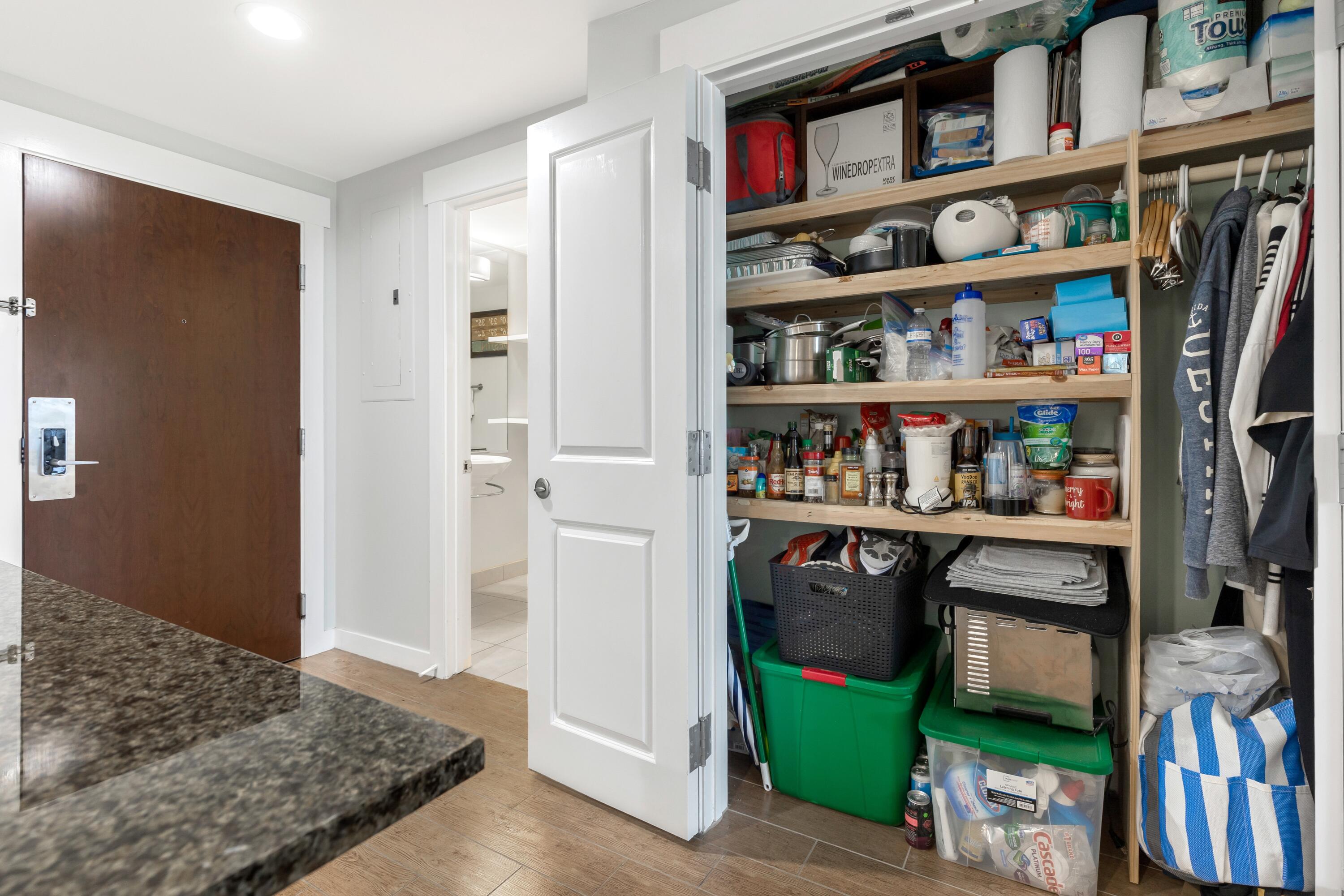 BAHIA CONDO - Residential