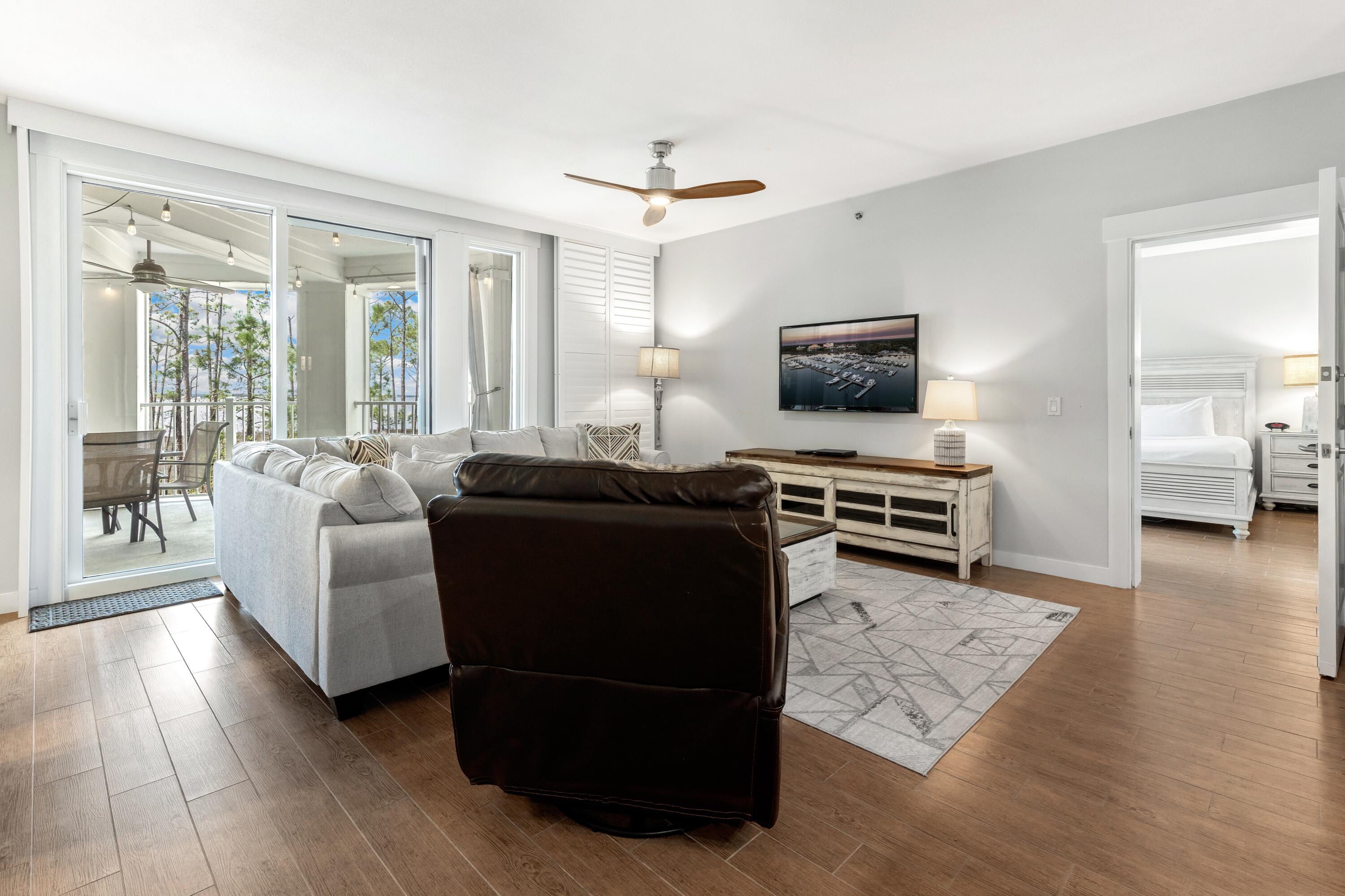 BAHIA CONDO - Residential