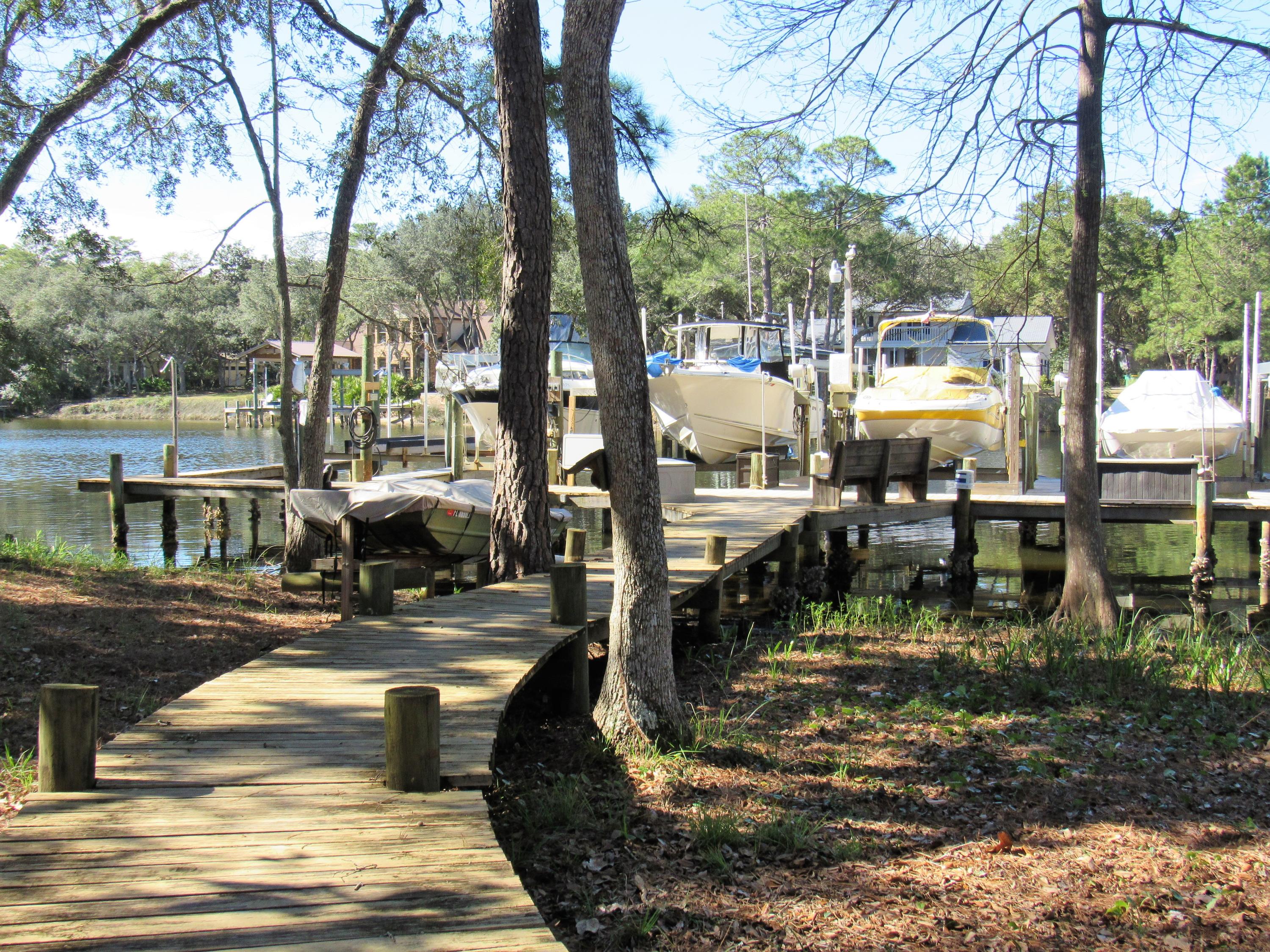 PINEWOOD ESTATES 2 - Residential