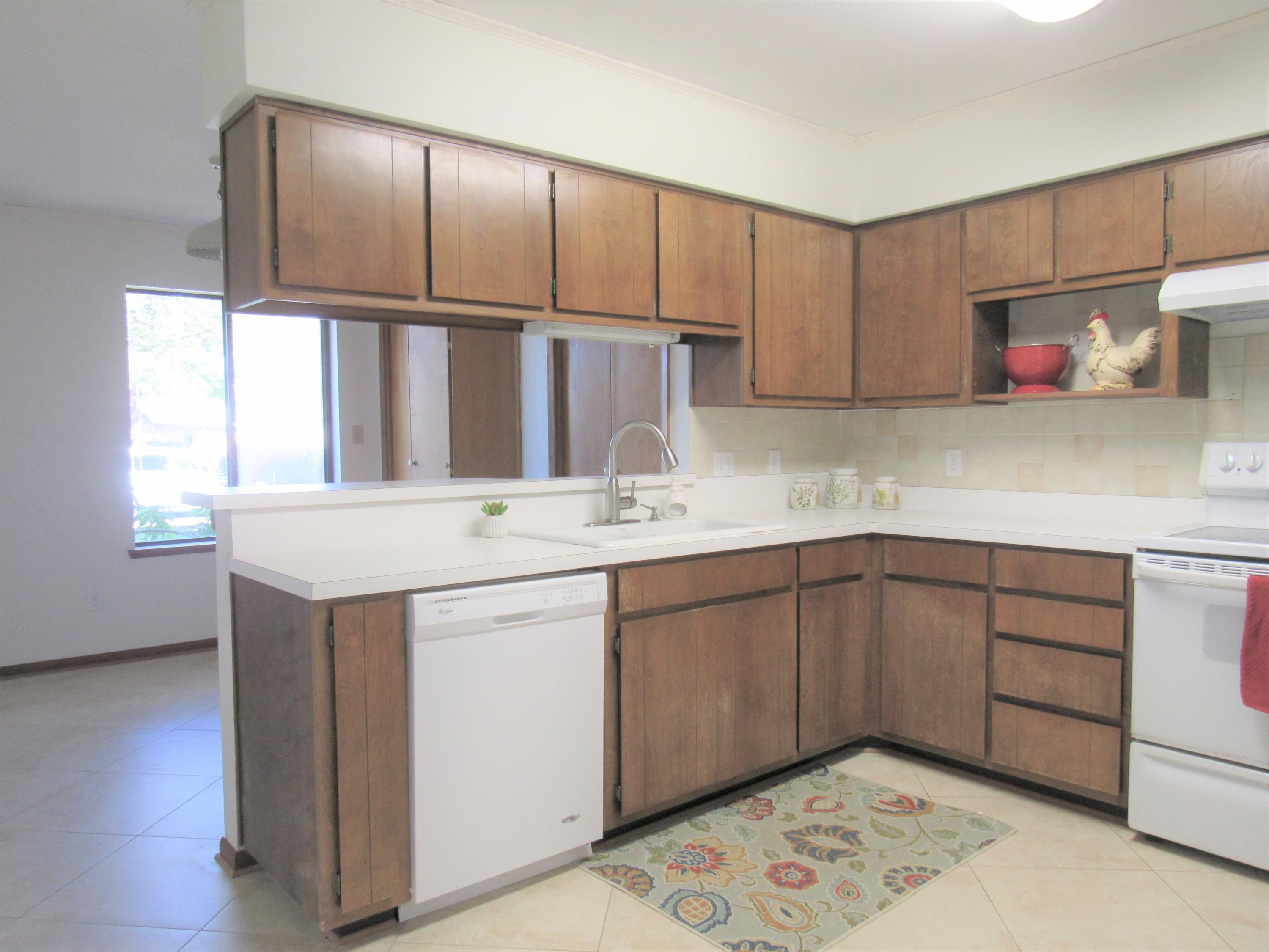 PINEWOOD ESTATES 2 - Residential