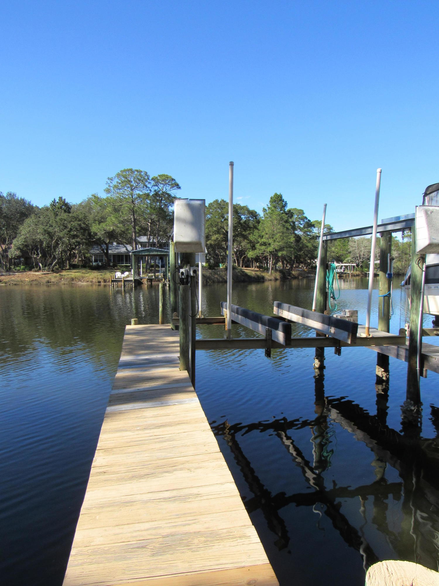 PINEWOOD ESTATES 2 - Residential
