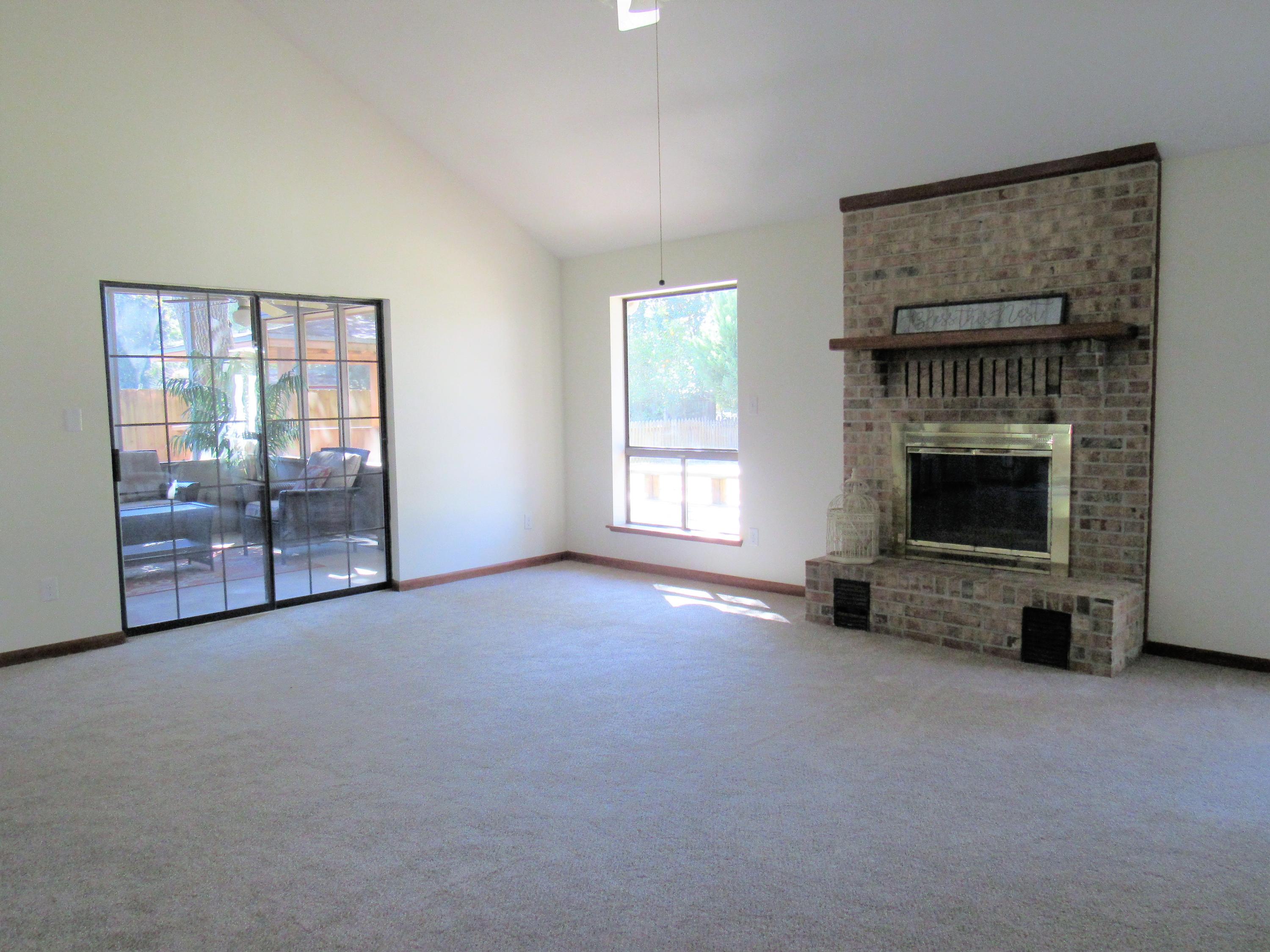 PINEWOOD ESTATES 2 - Residential