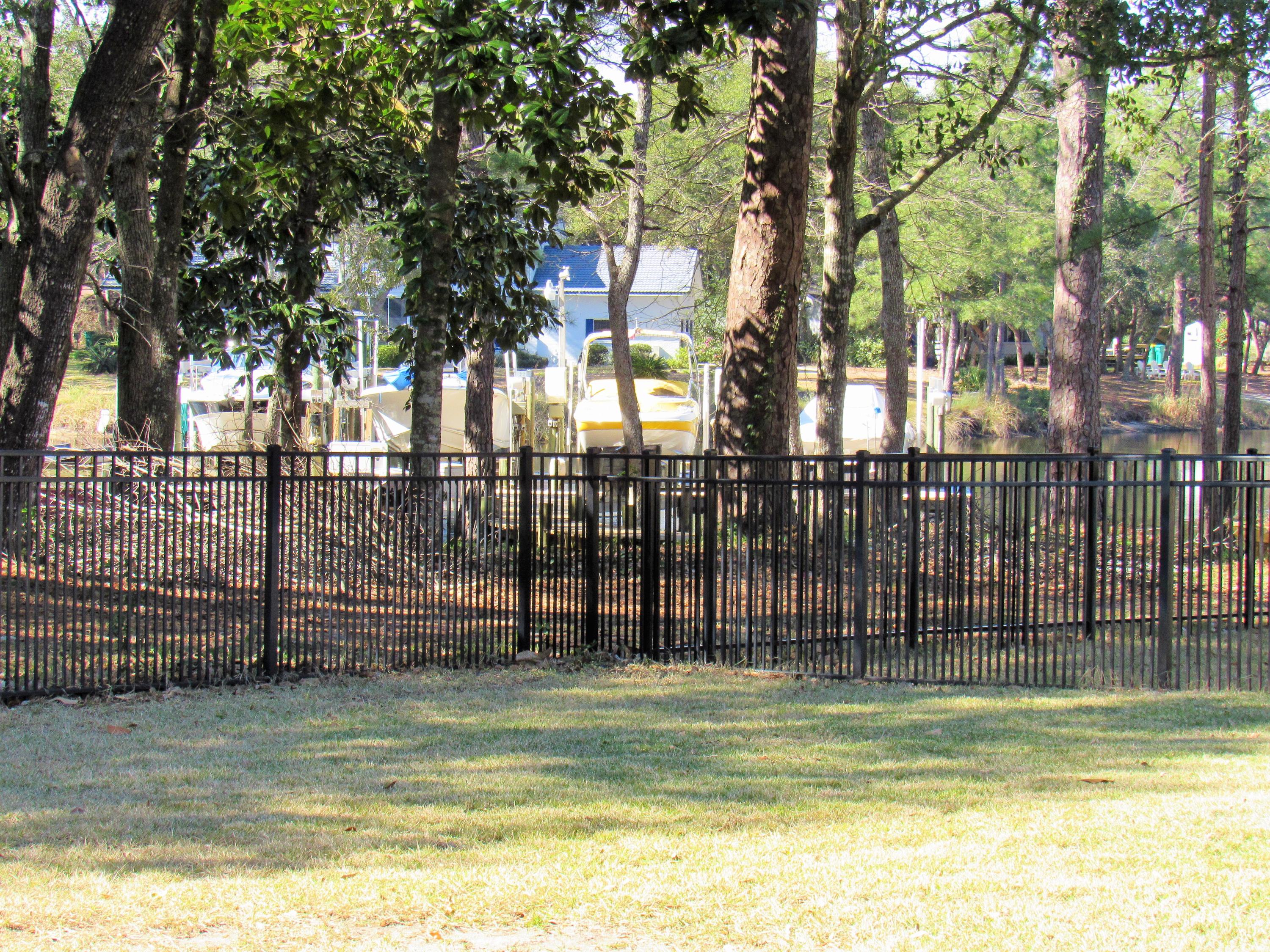 PINEWOOD ESTATES 2 - Residential