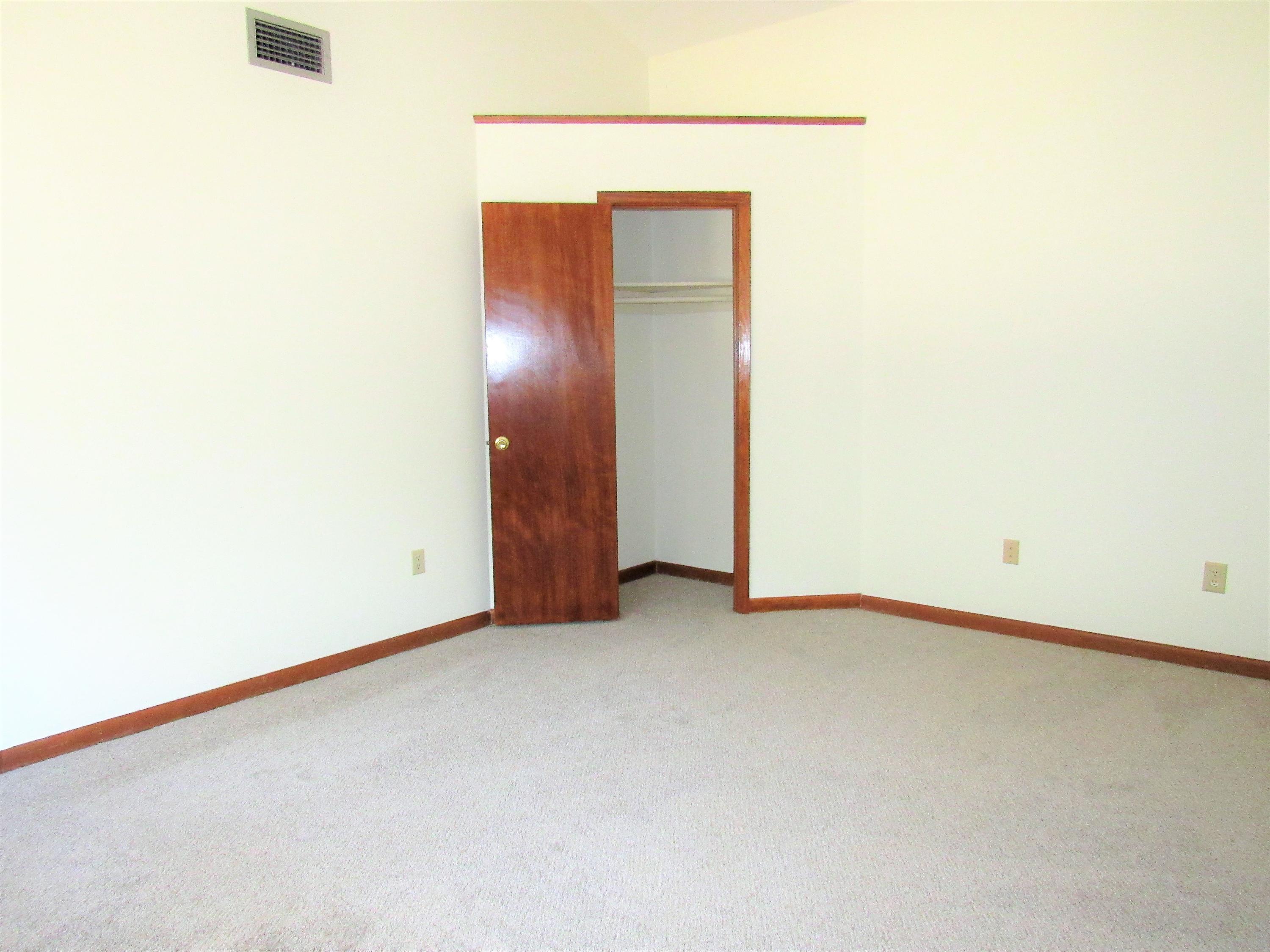 PINEWOOD ESTATES 2 - Residential