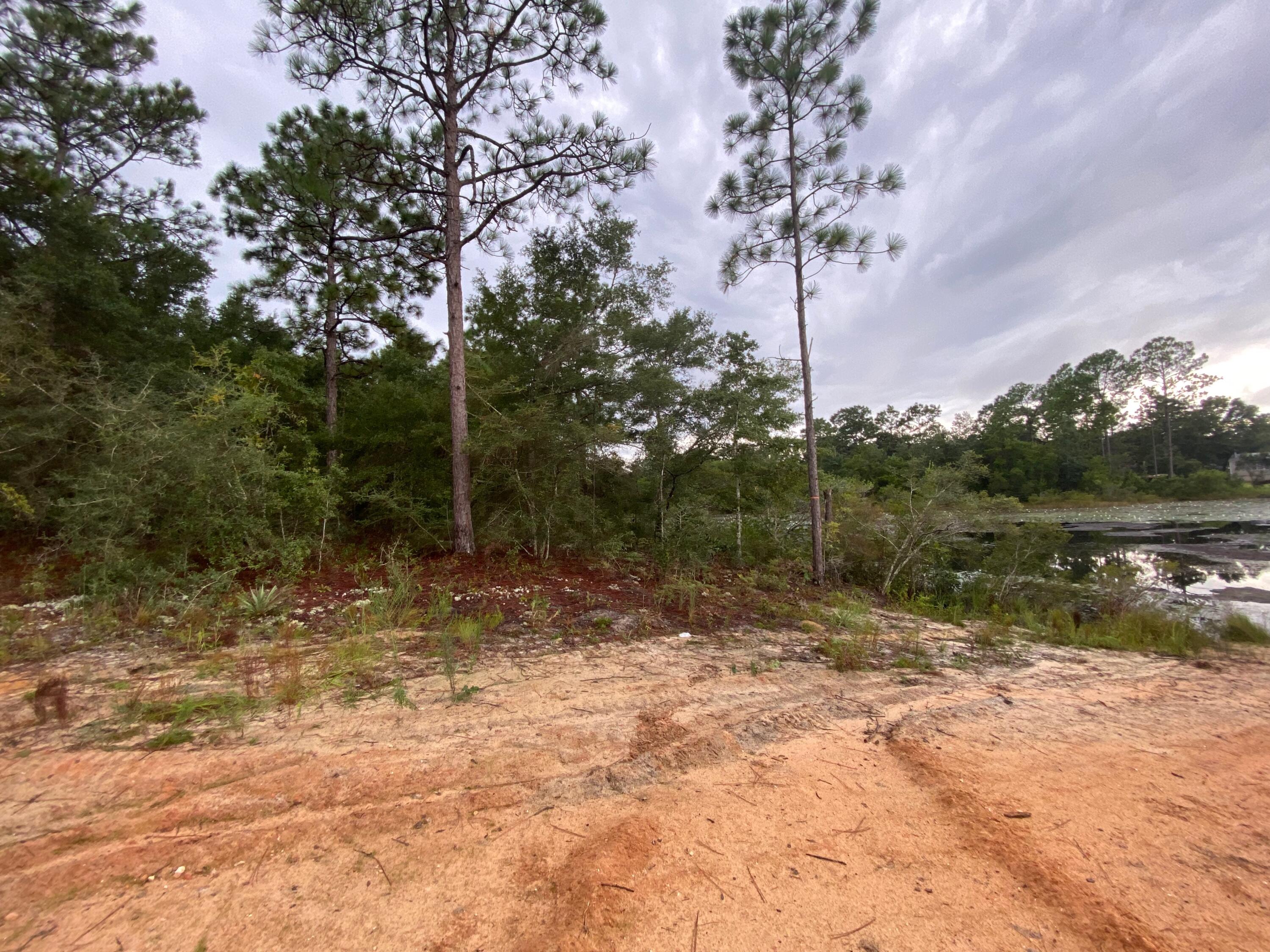 OAKWOOD LAKES ESTATES - Land