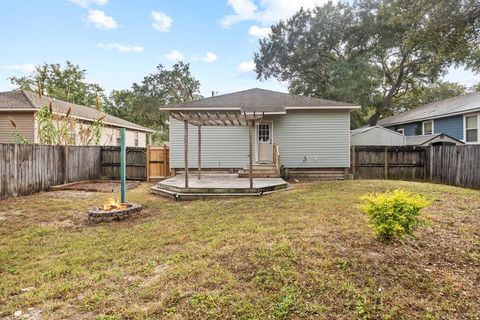 A home in Niceville