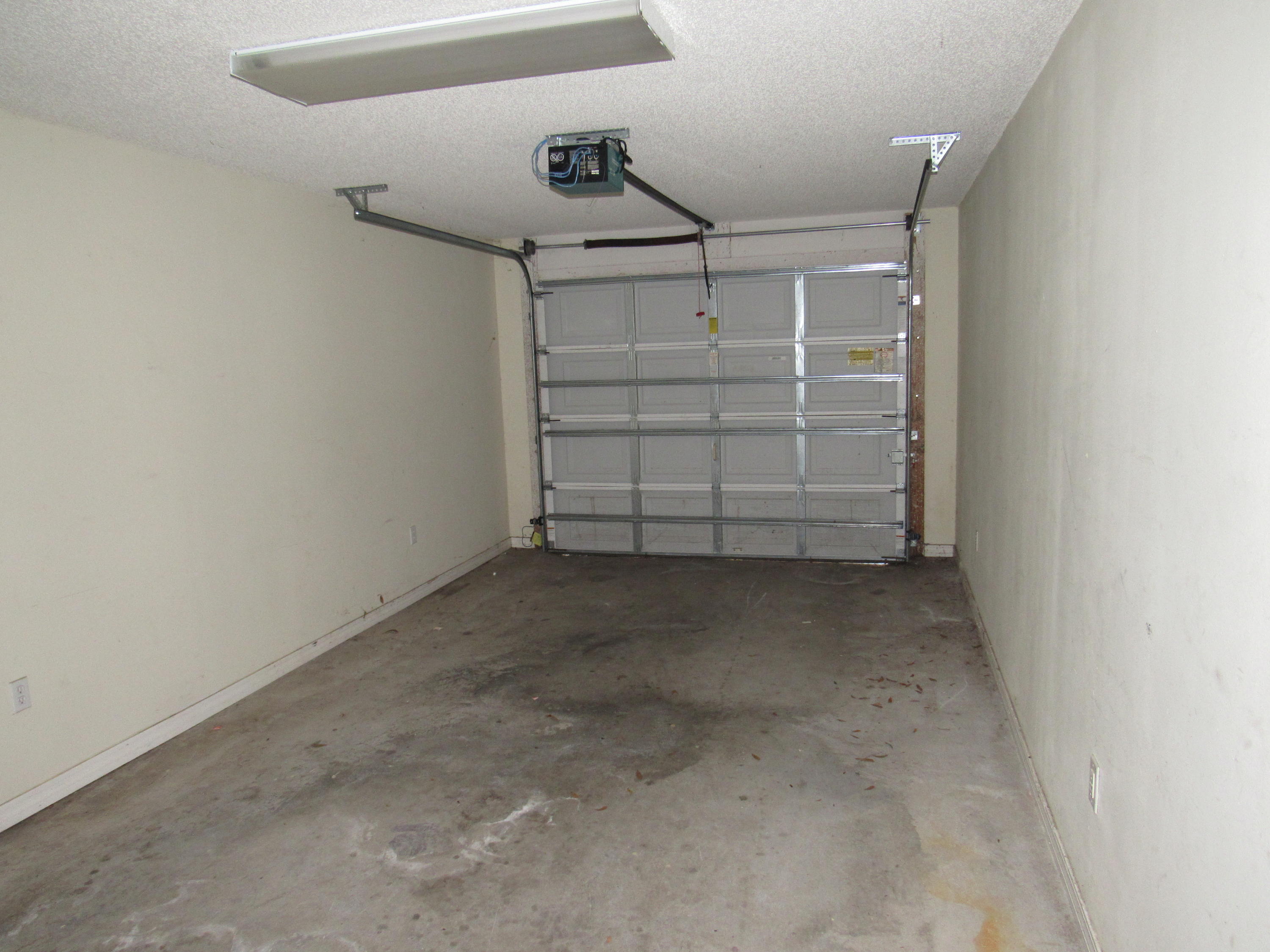 CRESTVIEW - Residential