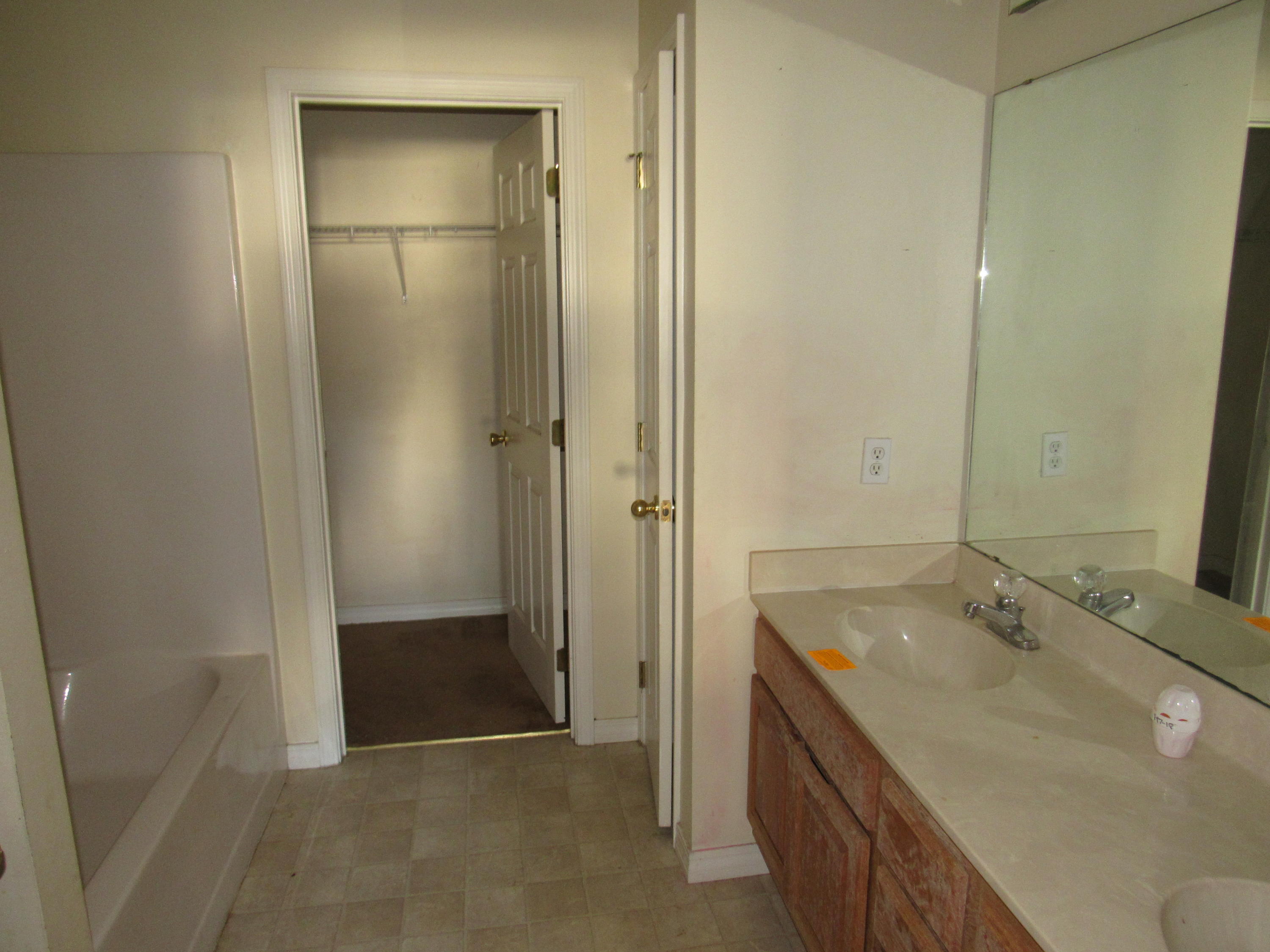 CRESTVIEW - Residential