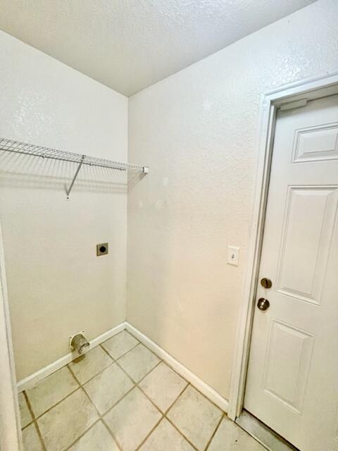 MORRIS ADDN TO CRESTVIEW - Residential