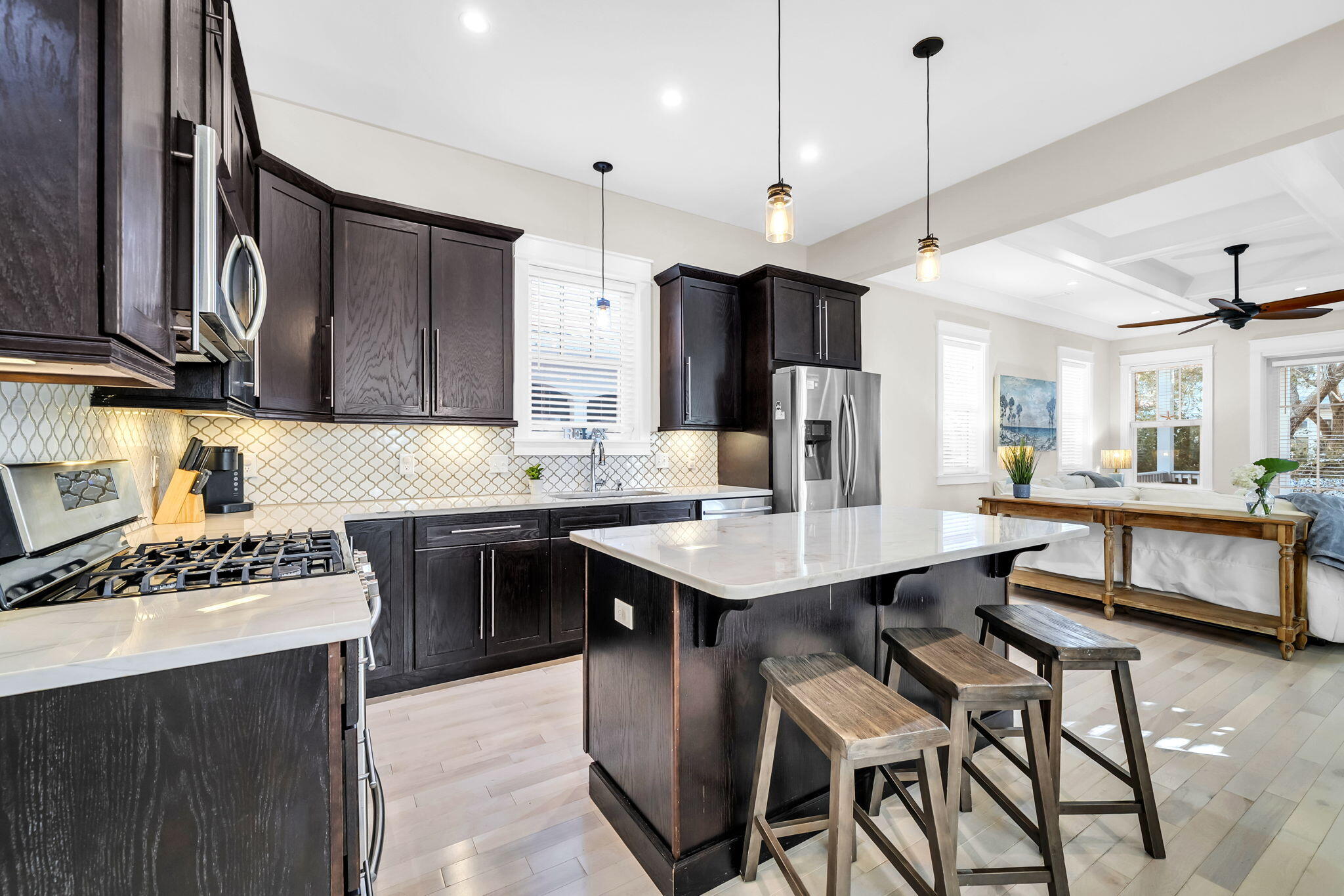 COTTAGES AT EASTERN LAKE - Residential