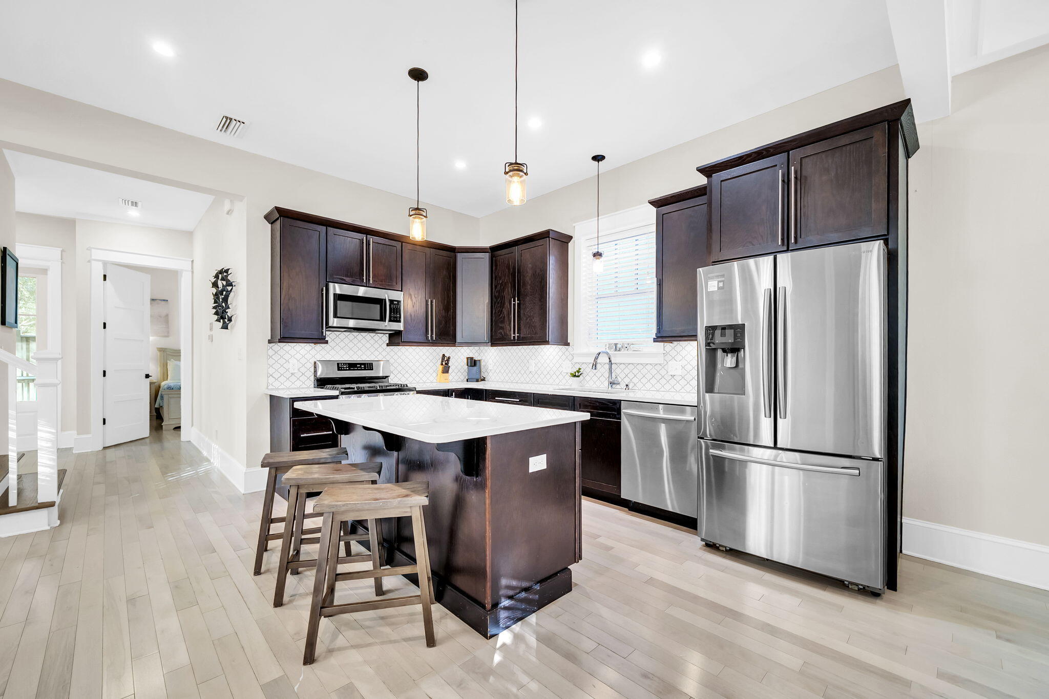 COTTAGES AT EASTERN LAKE - Residential