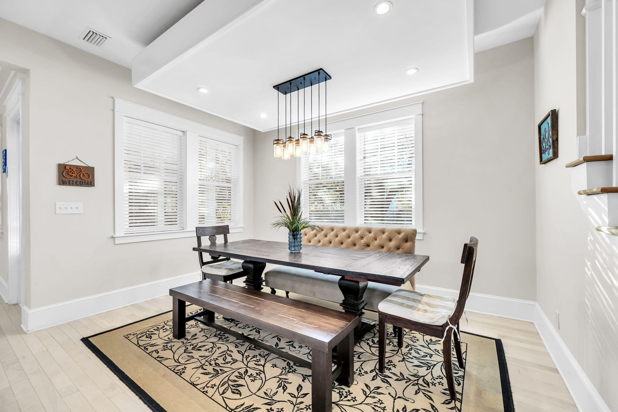 COTTAGES AT EASTERN LAKE - Residential