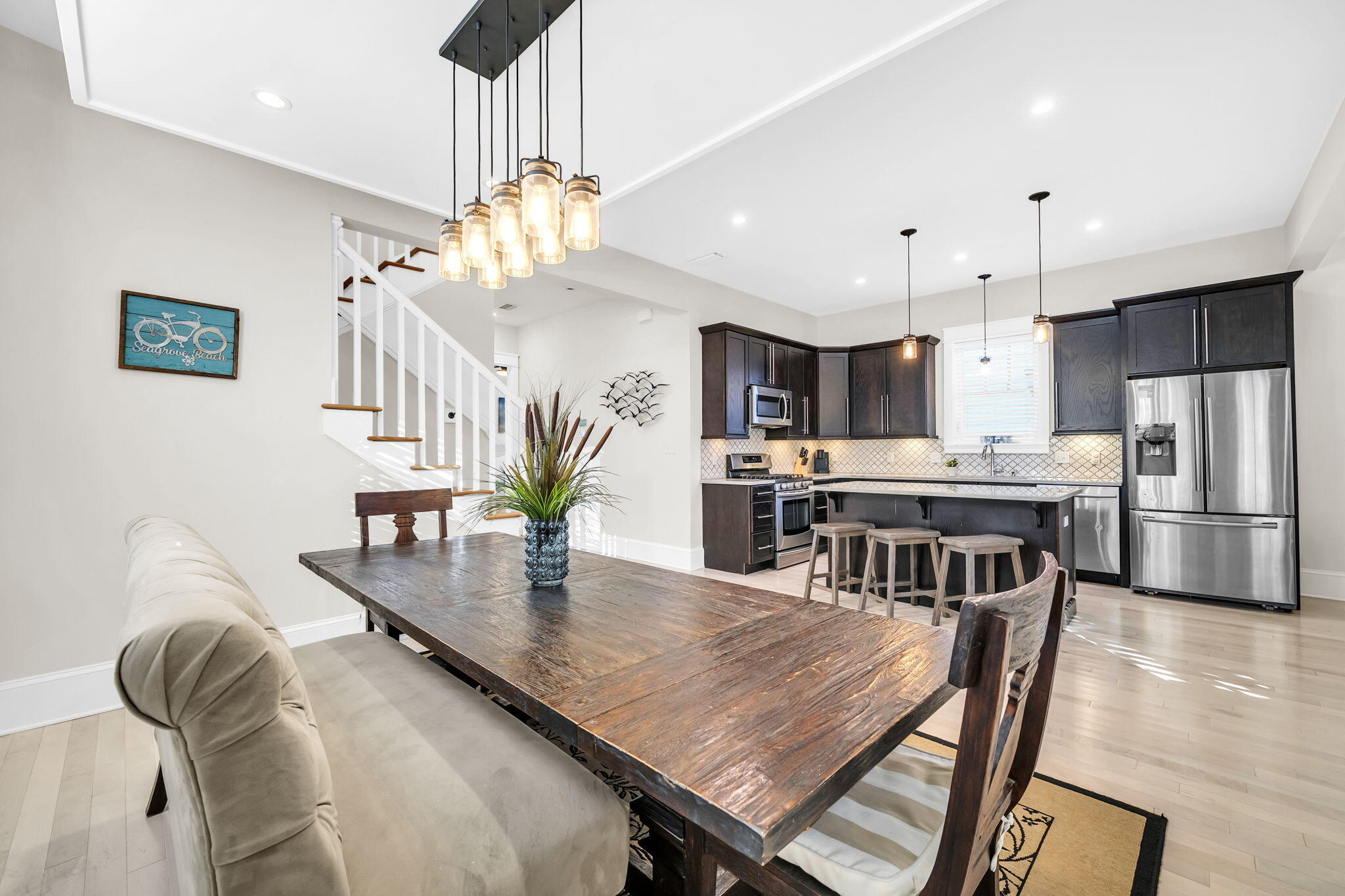 COTTAGES AT EASTERN LAKE - Residential