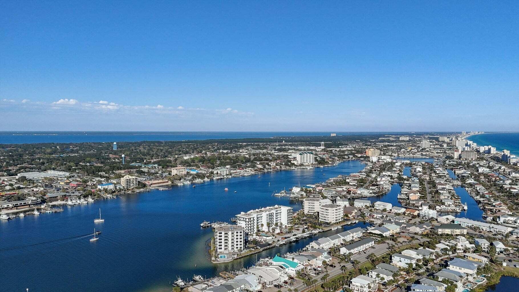 Harbor Lights - Residential