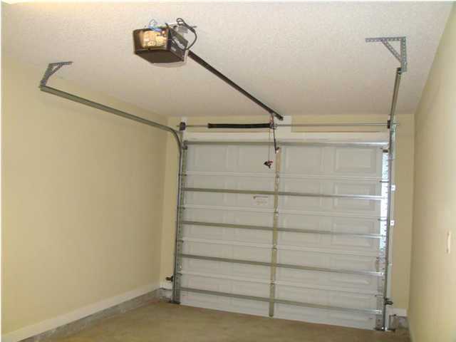 SHILOH PLACE T/H - Residential Lease