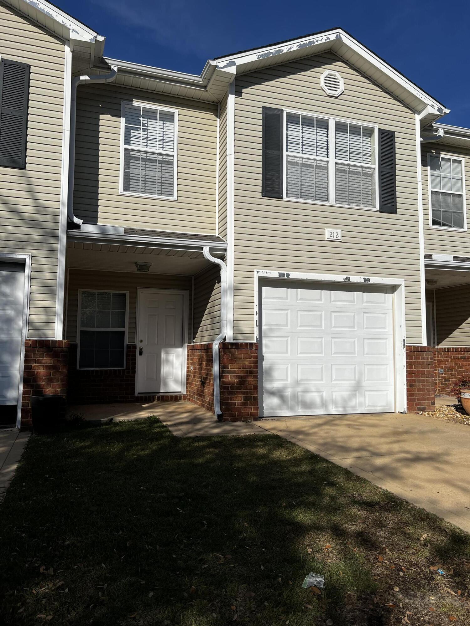 SHILOH PLACE T/H - Residential Lease