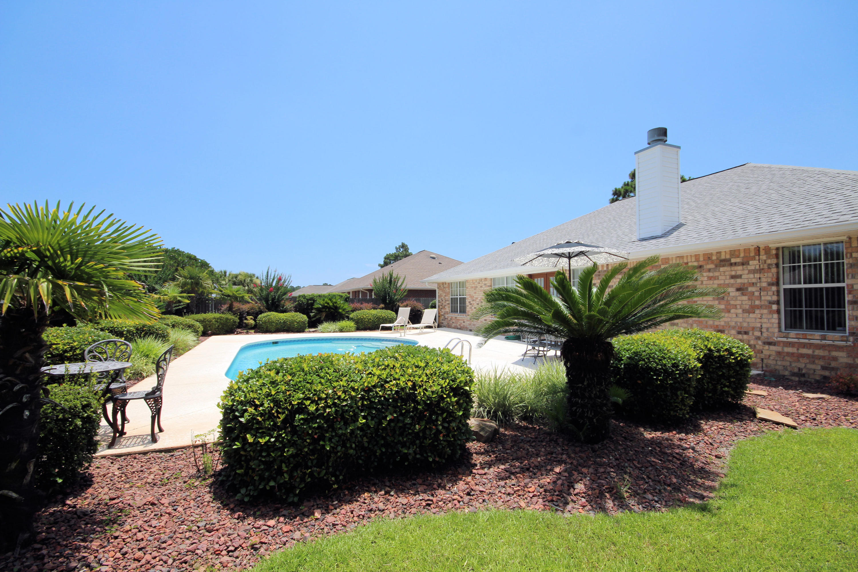 HAMPTON RIDGE ESTATES - Residential