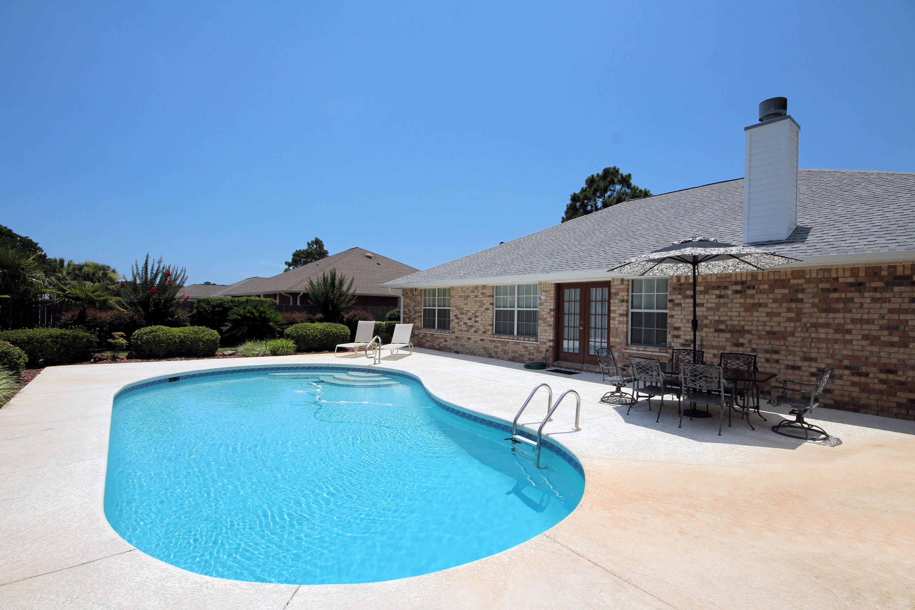 HAMPTON RIDGE ESTATES - Residential