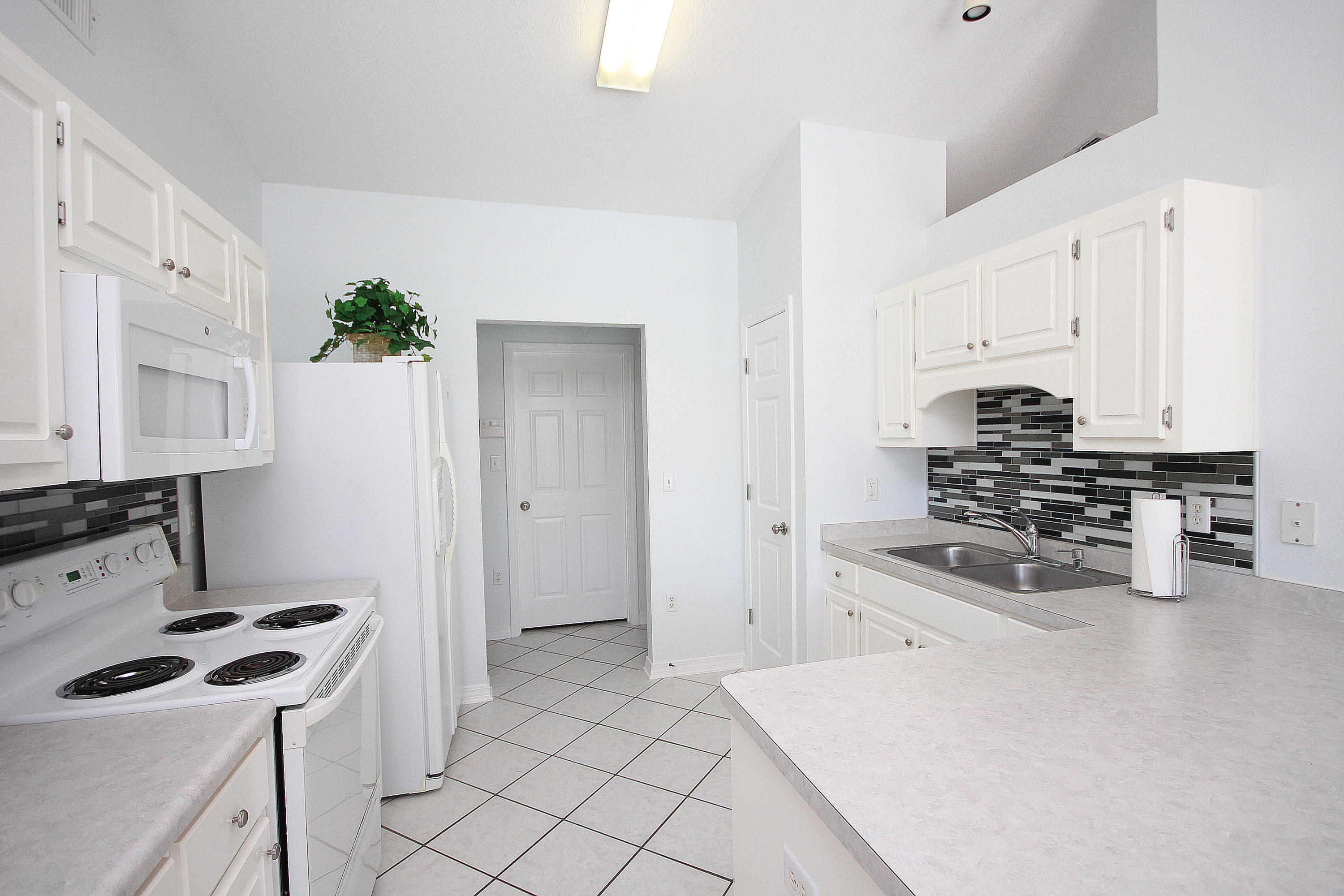 HAMPTON RIDGE ESTATES - Residential