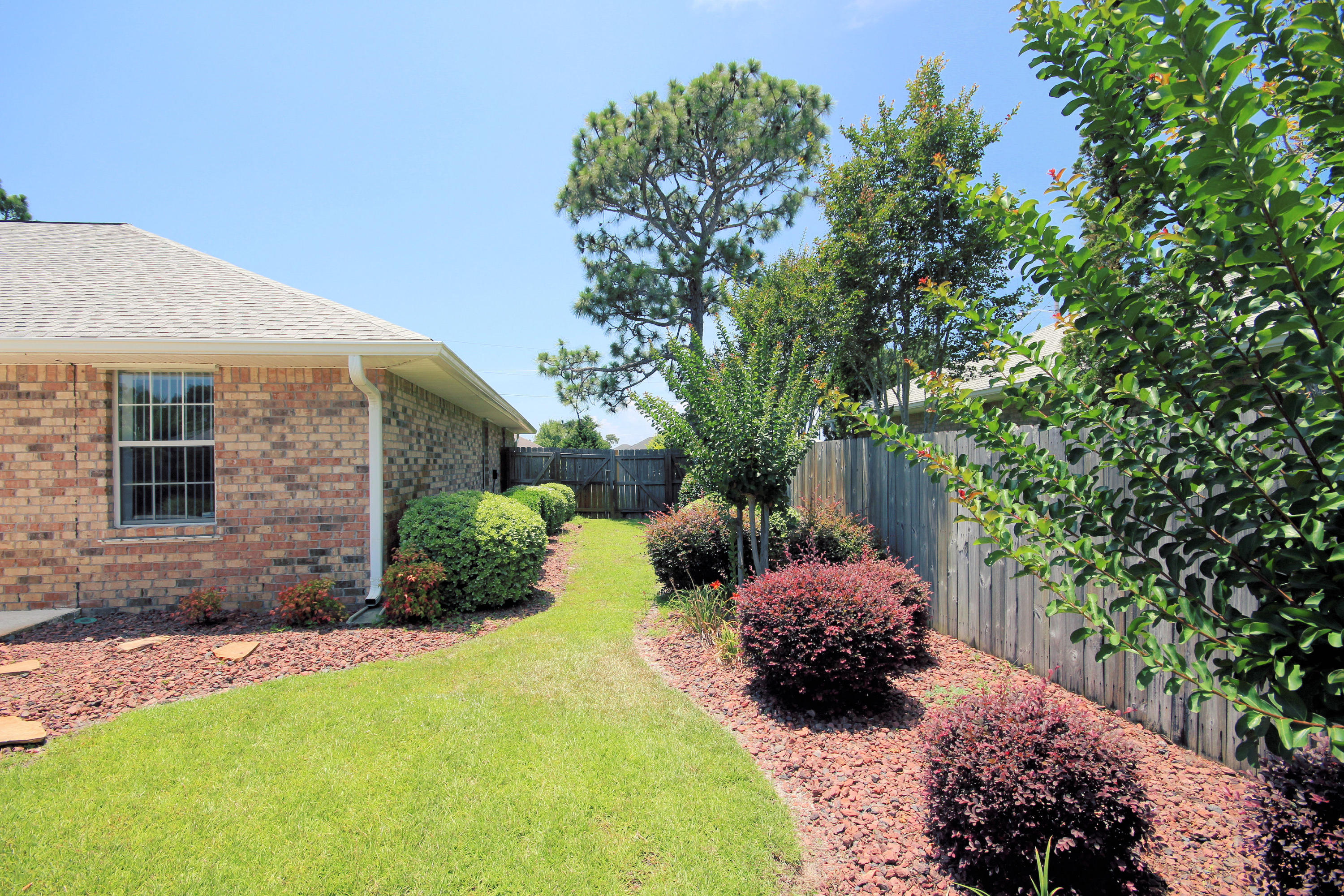 HAMPTON RIDGE ESTATES - Residential