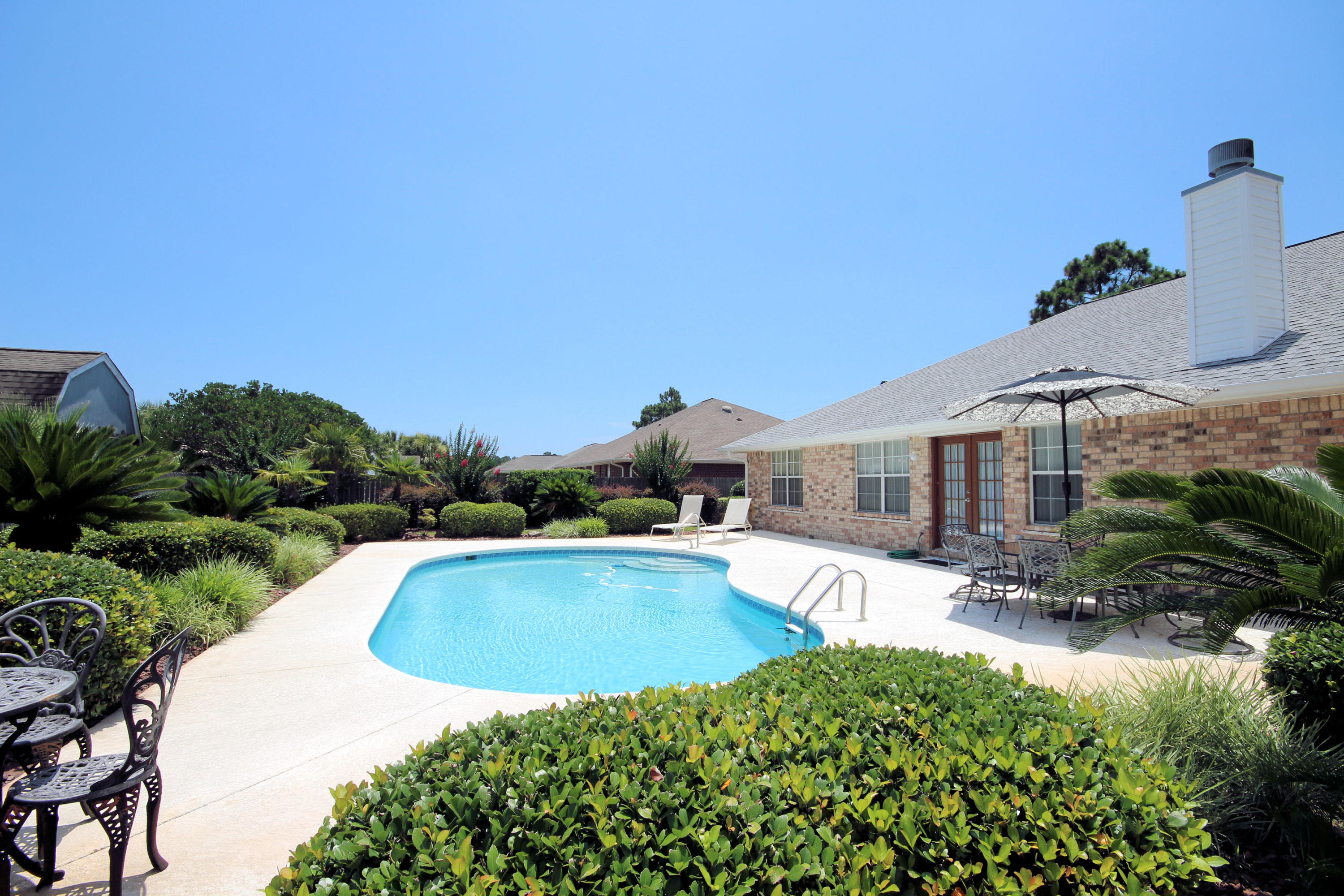 HAMPTON RIDGE ESTATES - Residential