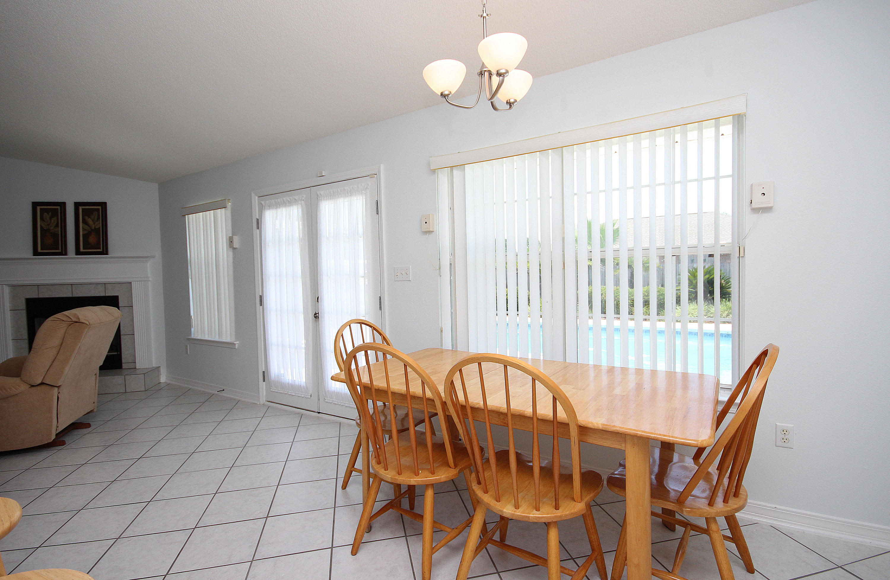 HAMPTON RIDGE ESTATES - Residential