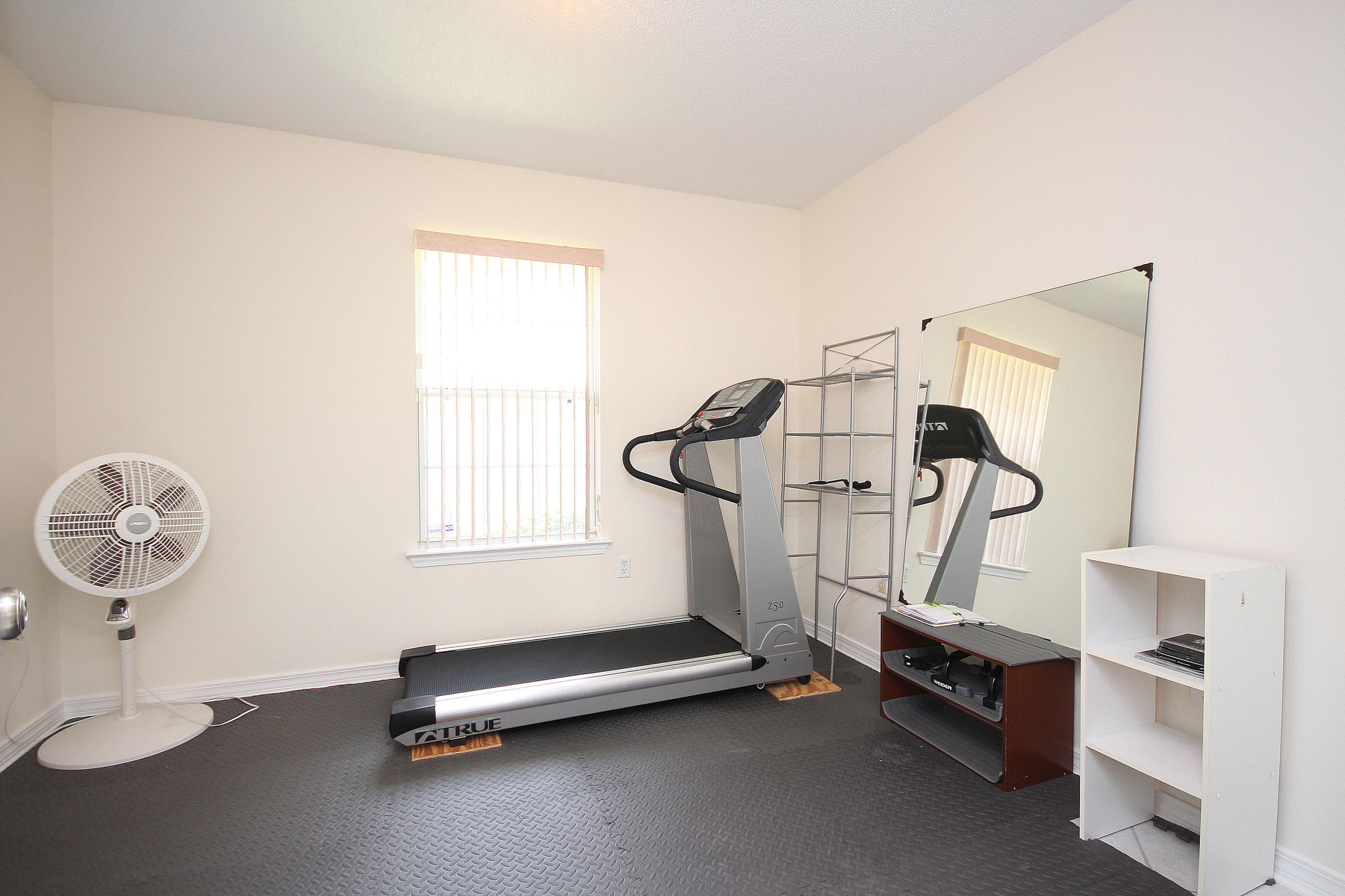 HAMPTON RIDGE ESTATES - Residential