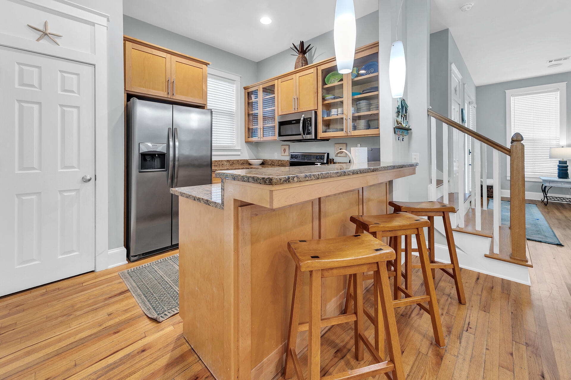 SUMMER'S EDGE - Residential