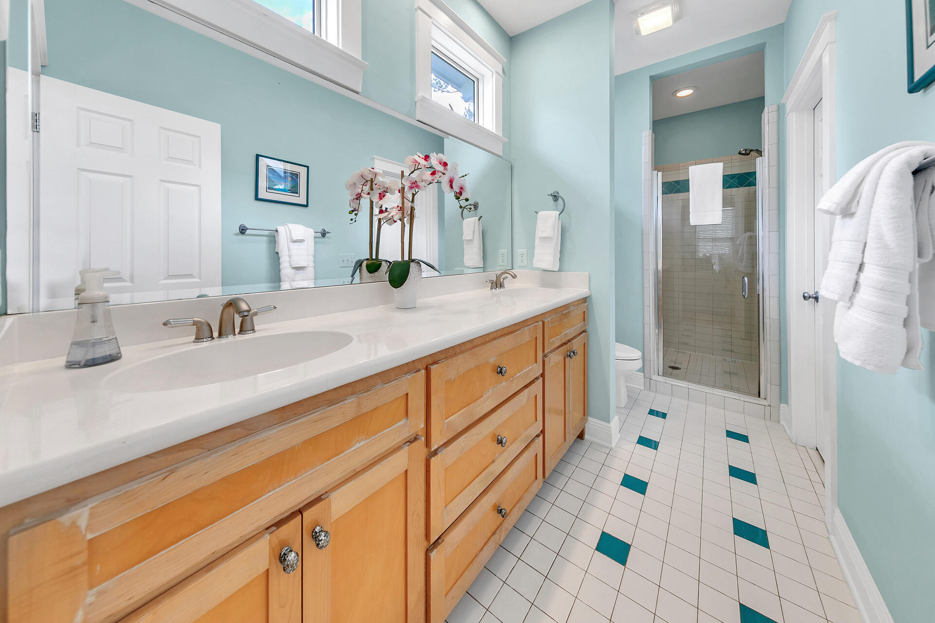 SUMMER'S EDGE - Residential