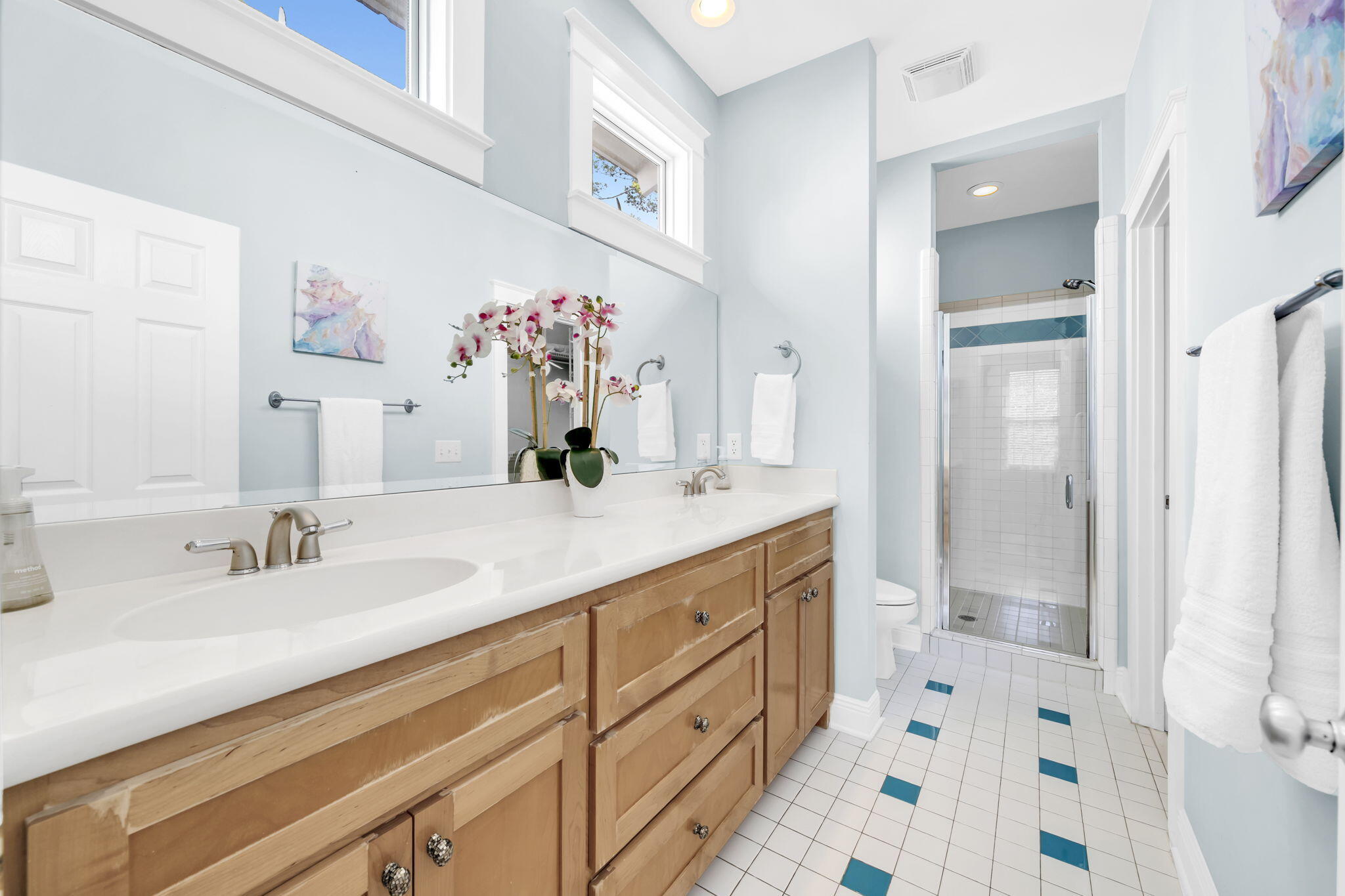 SUMMER'S EDGE - Residential