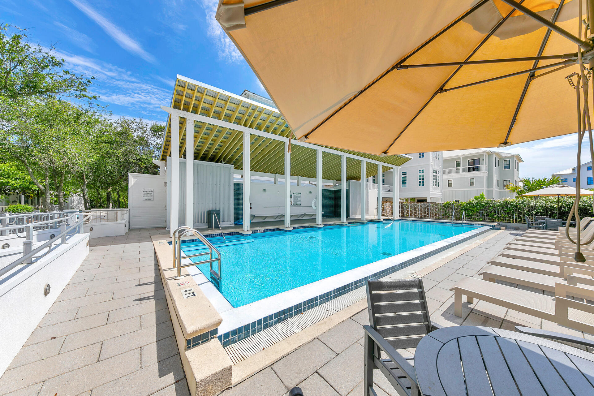 SUMMER'S EDGE - Residential