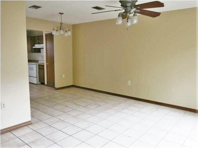 SHANGRA WOODS 1ST ADDN - Residential Lease