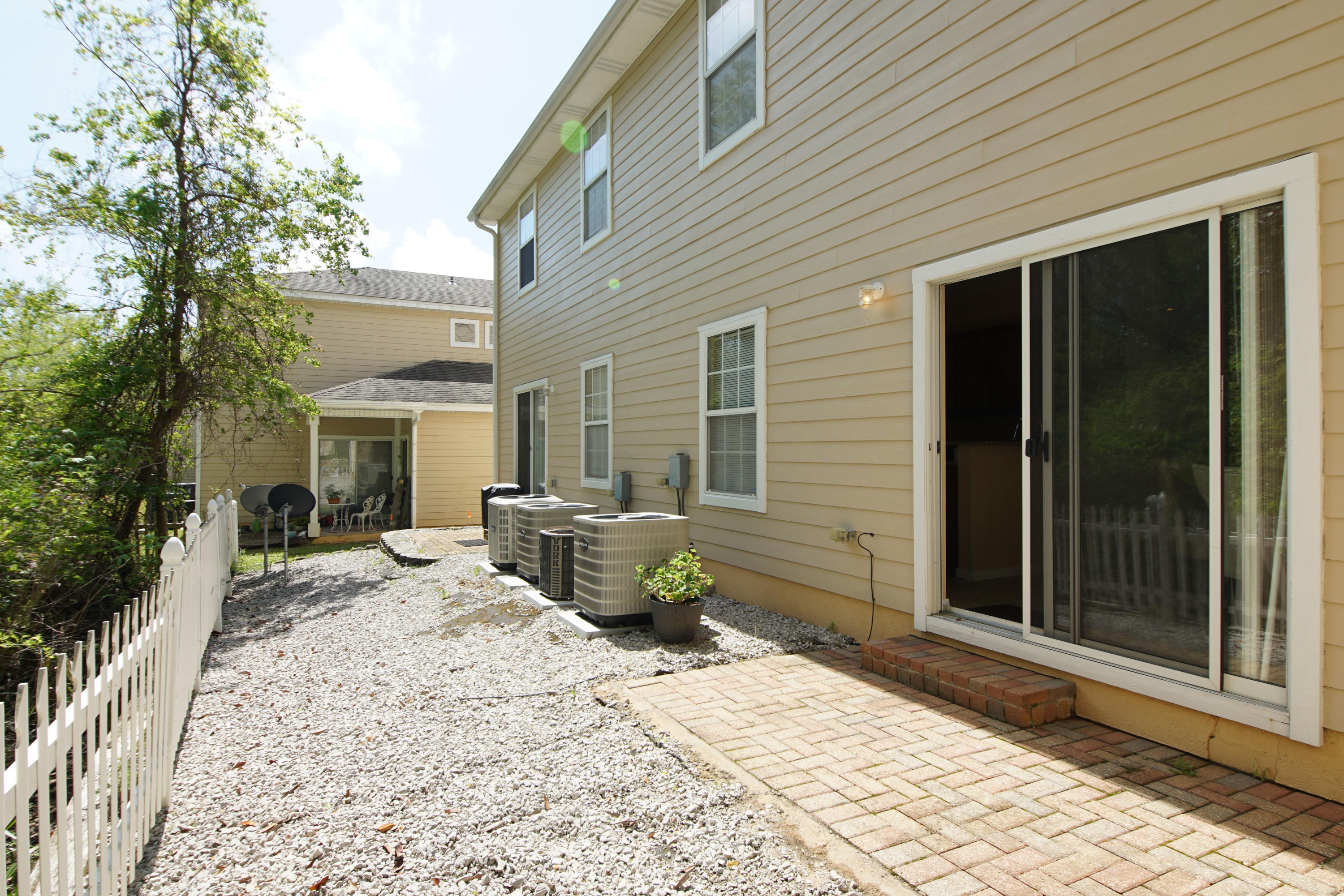 BUSEY'S PLACE - Residential