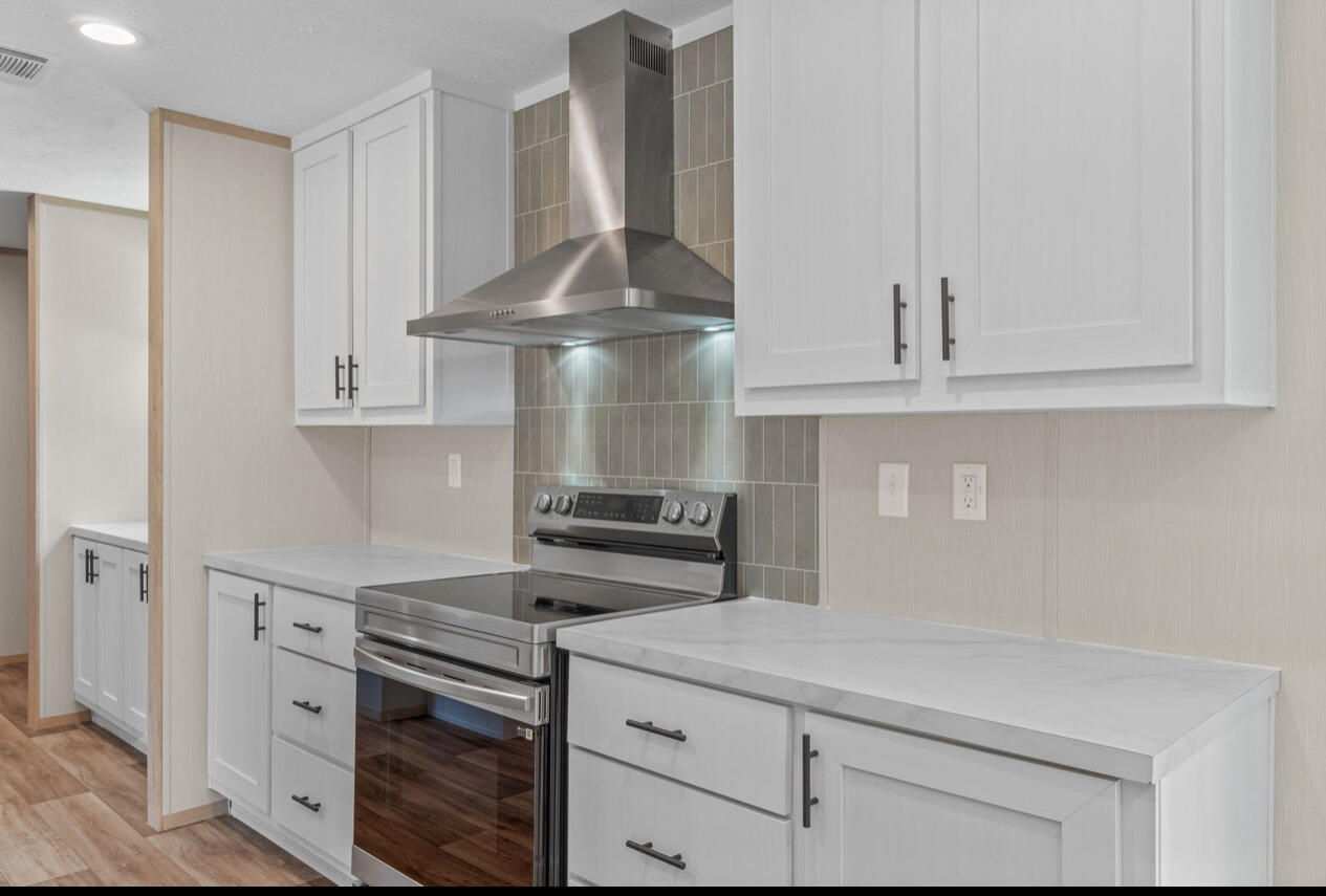 OAKWOOD HILLS UNIT 1 - Residential