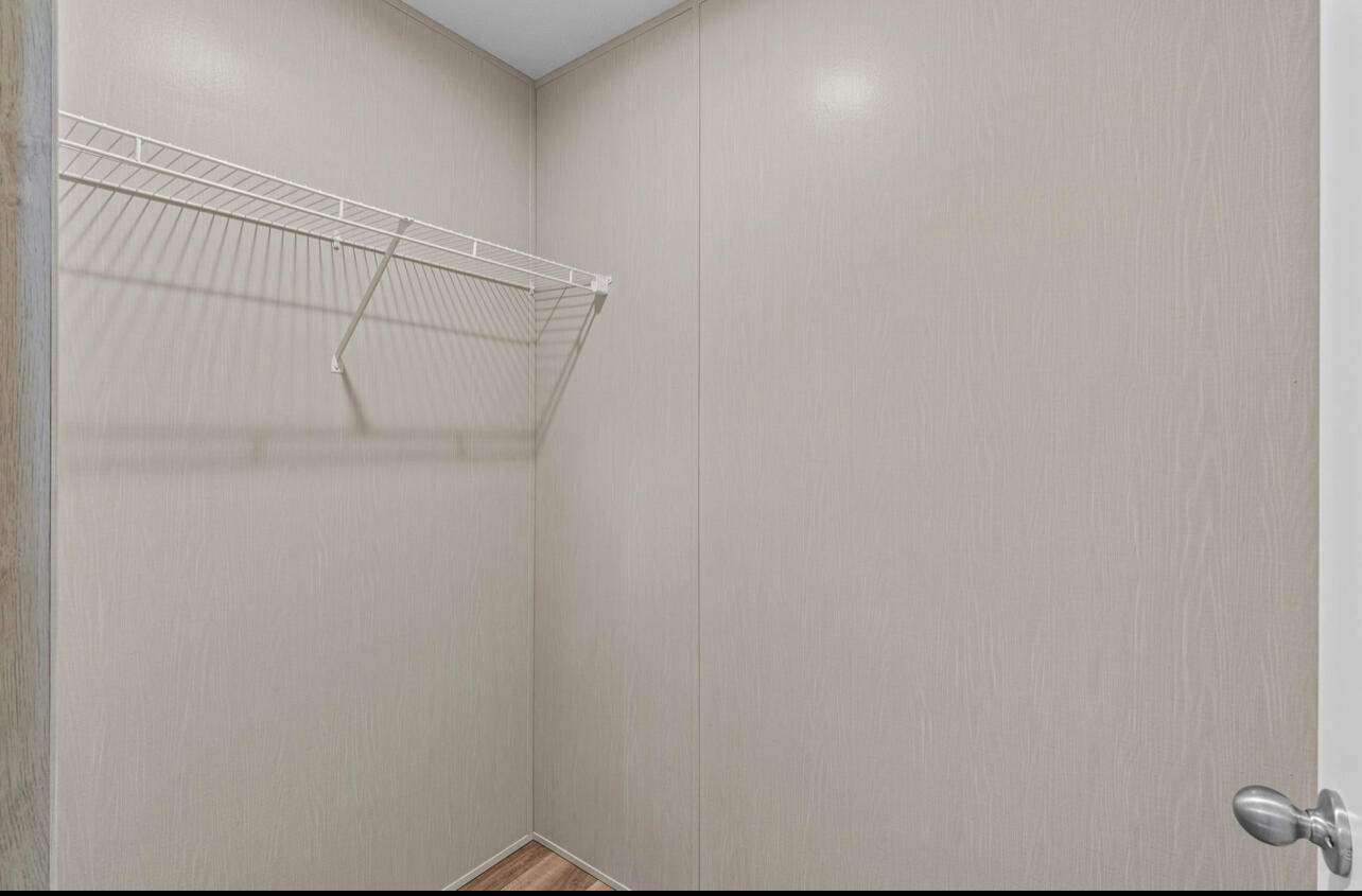 OAKWOOD HILLS UNIT 1 - Residential