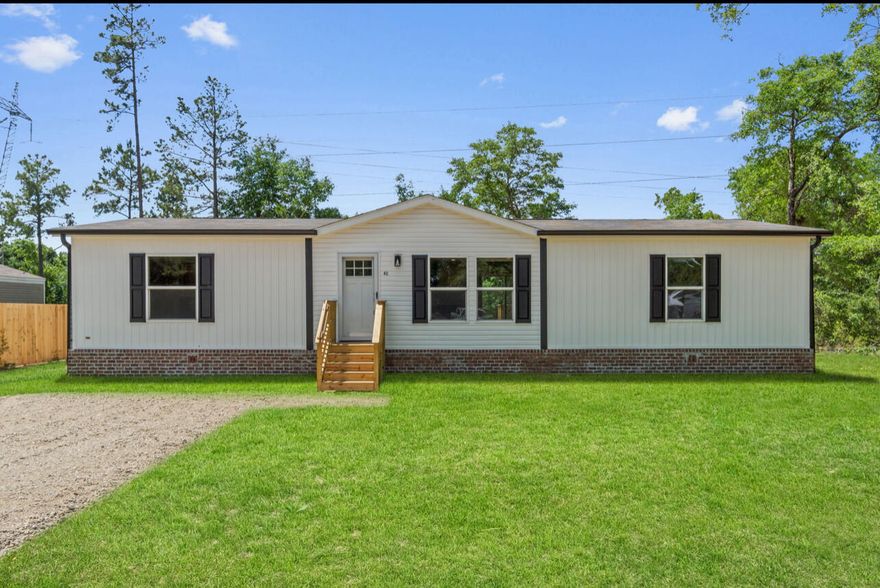 &#128293; Just Listed -- New Energy Smart Home Packed with Premium Upgrades &#128293;Located just minutes from Florida's most popular beaches, this brand-new home combines high design, energy efficiency, and thoughtful detail throughout--fully move-in ready and built to stand out.This home features brick skirting, a full dormer, craftsman-style front door, black shutters, and a storm door already installed. Every exterior element is clean, modern, and built to impress.&#127869; A Kitchen That DeliversEnjoy cooking and gathering in a space that offers:&#10004; Samsung stainless steel appliances&#10004; Oversized cement-finish island&#10004; 42' overhead cabinets, black hardware, and a built-in coffee bar&#9889;&#65039; Energy Smart Zero Ready CertifiedThis home isn't just beautiful--it's built to perform