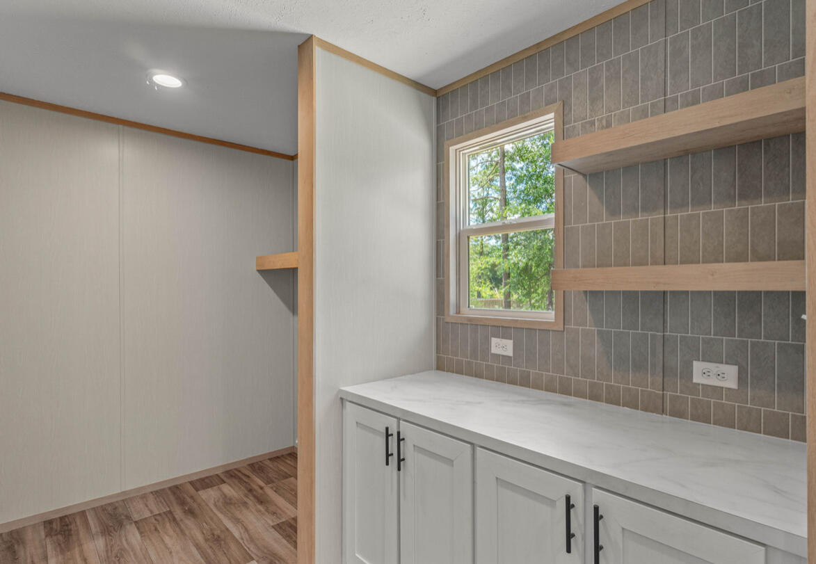 OAKWOOD HILLS UNIT 1 - Residential