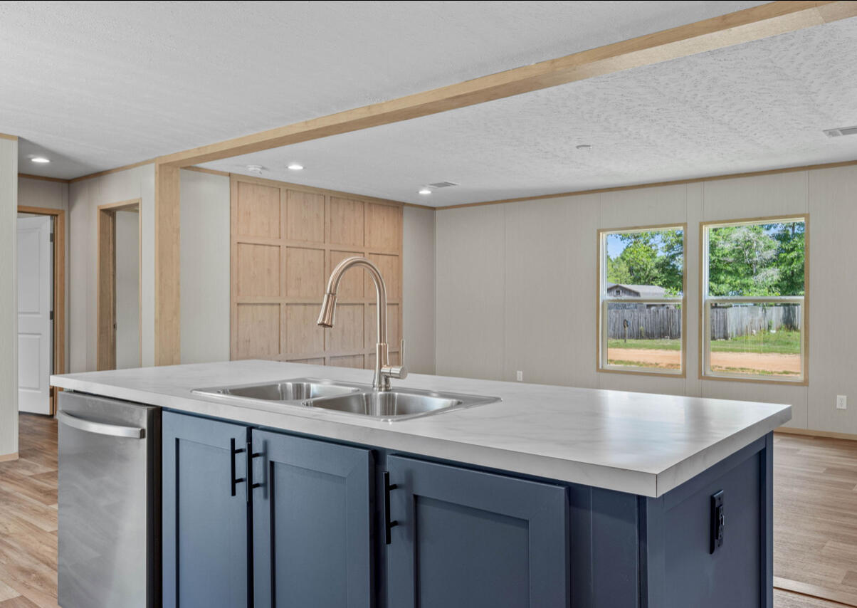 OAKWOOD HILLS UNIT 1 - Residential