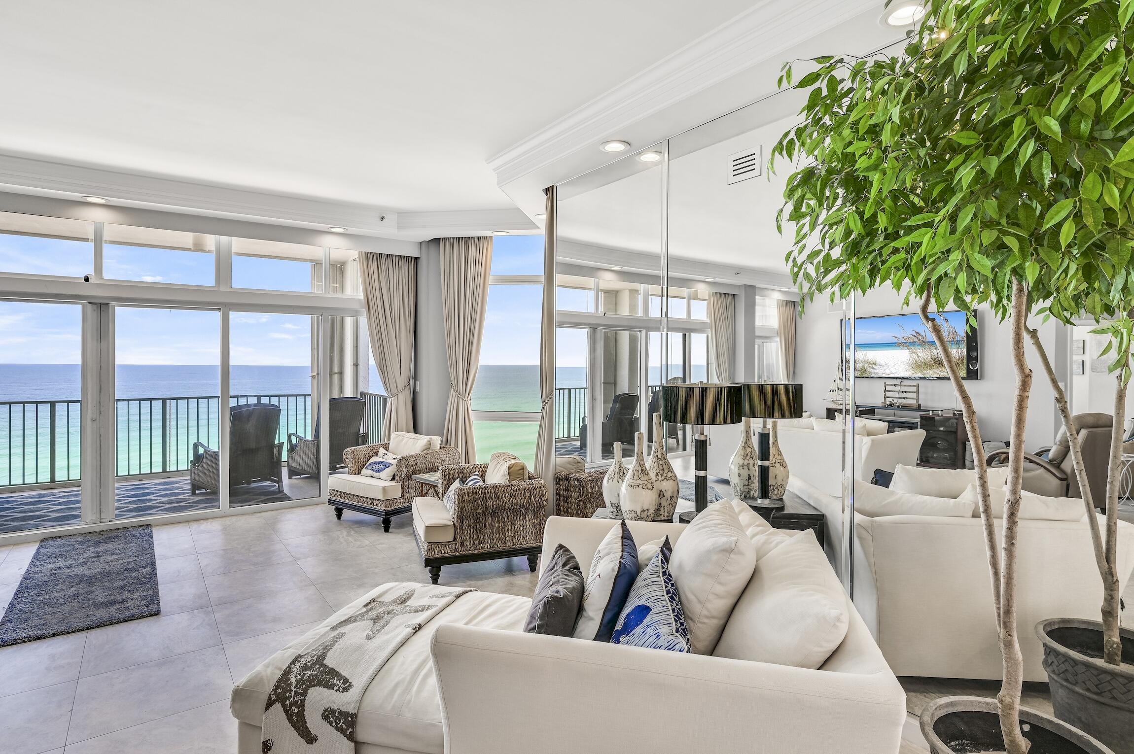 REGENCY TOWERS - Residential