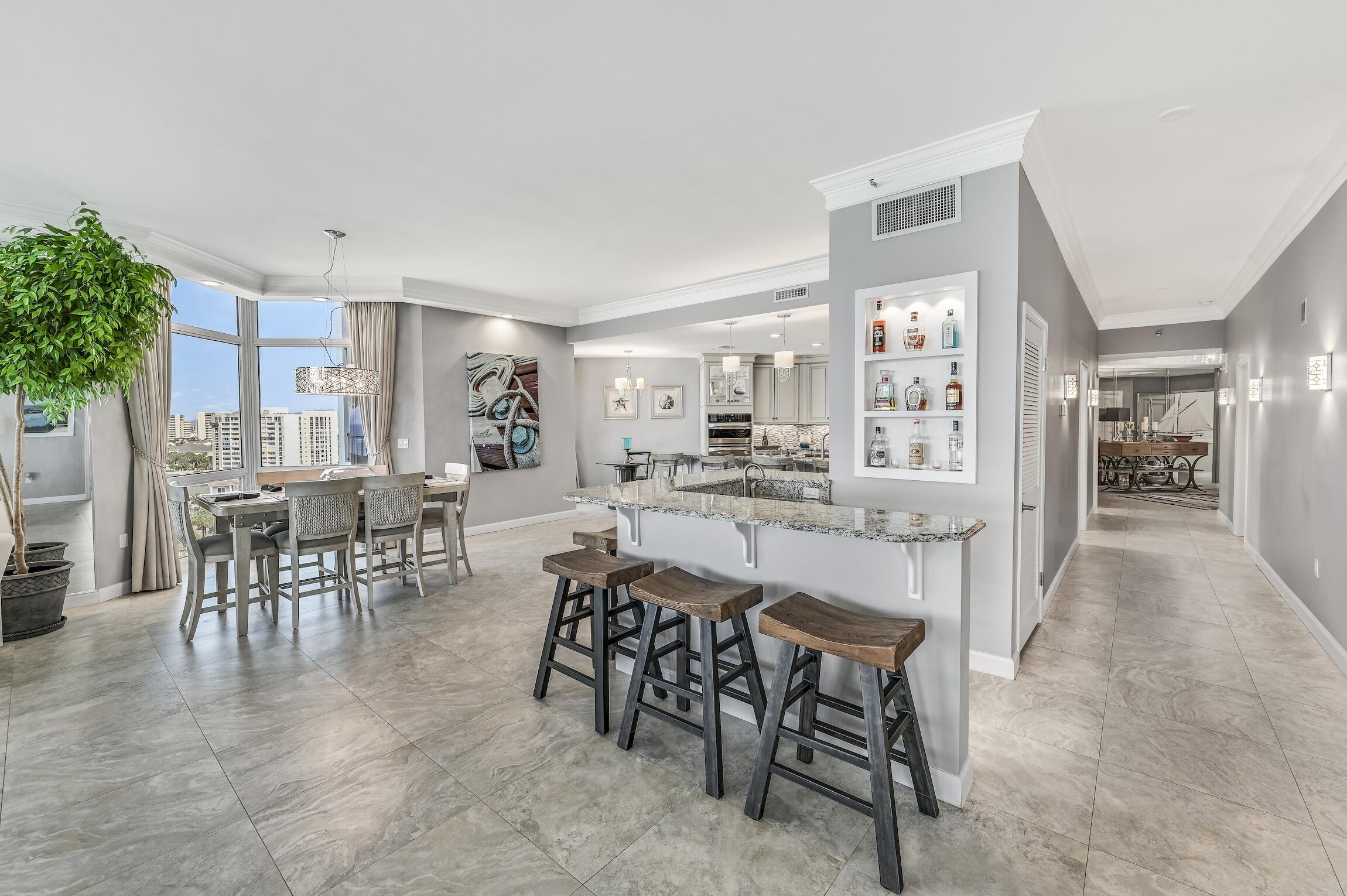 REGENCY TOWERS - Residential